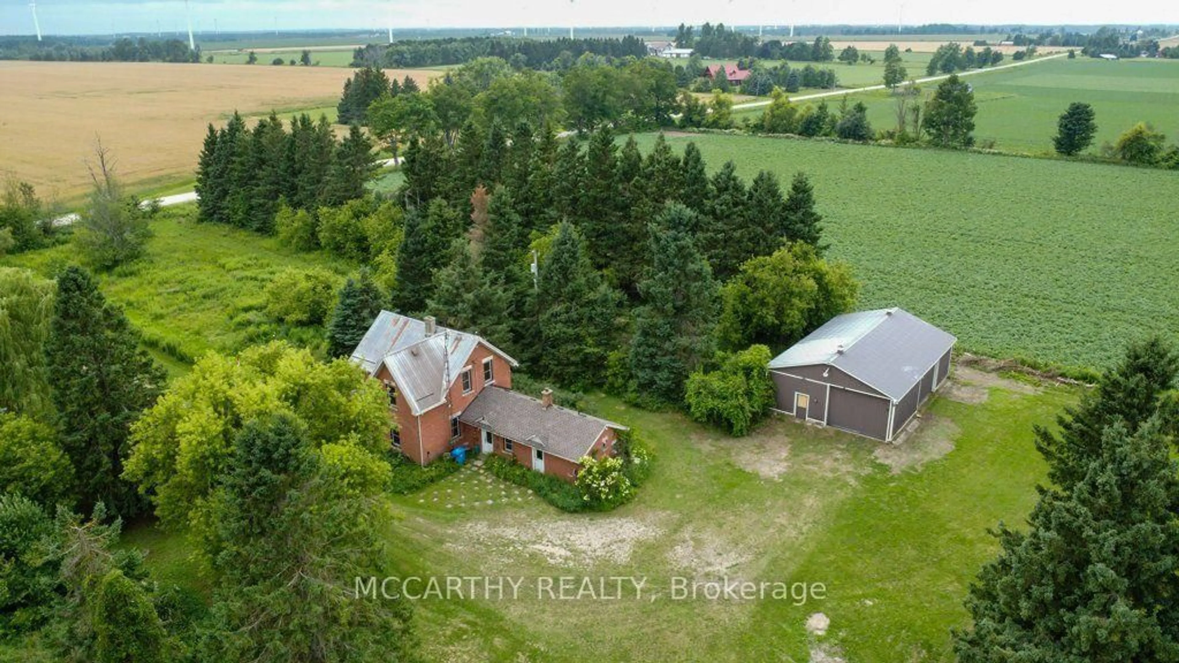 A pic from outside/outdoor area/front of a property/back of a property/a pic from drone, unknown for 116239 2nd Line, Melancthon Ontario L9V 2C5