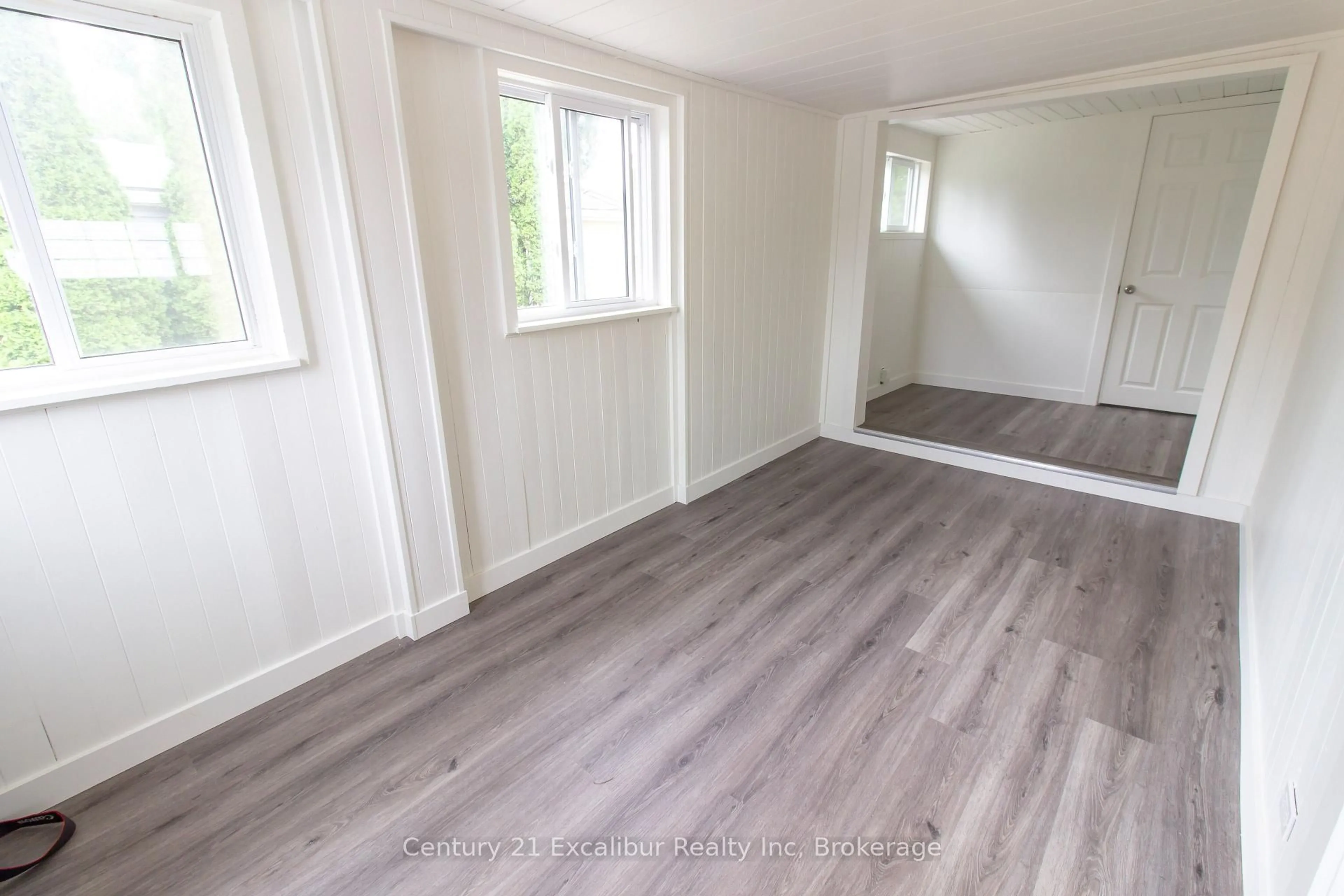 A pic of a room for 422 Pine Pass Rd, Centre Wellington Ontario N1M 2W5