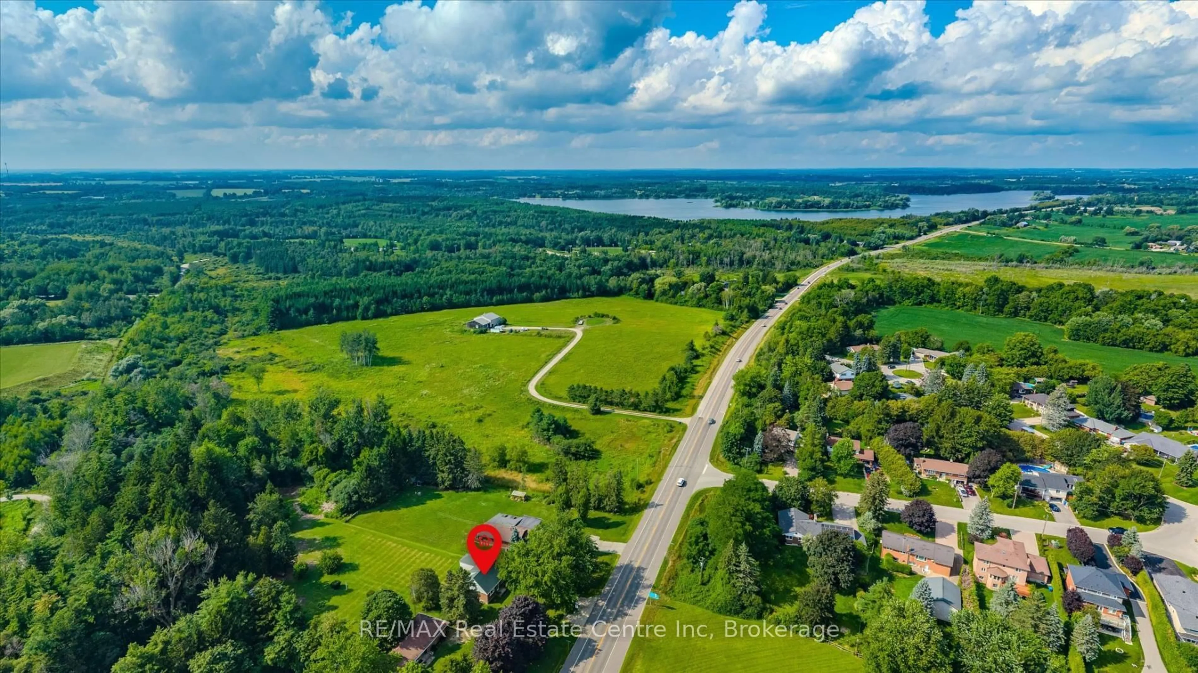 A pic from outside/outdoor area/front of a property/back of a property/a pic from drone, water/lake/river/ocean view for 762 Eramosa Rd, Guelph/Eramosa Ontario N1E 5Z3
