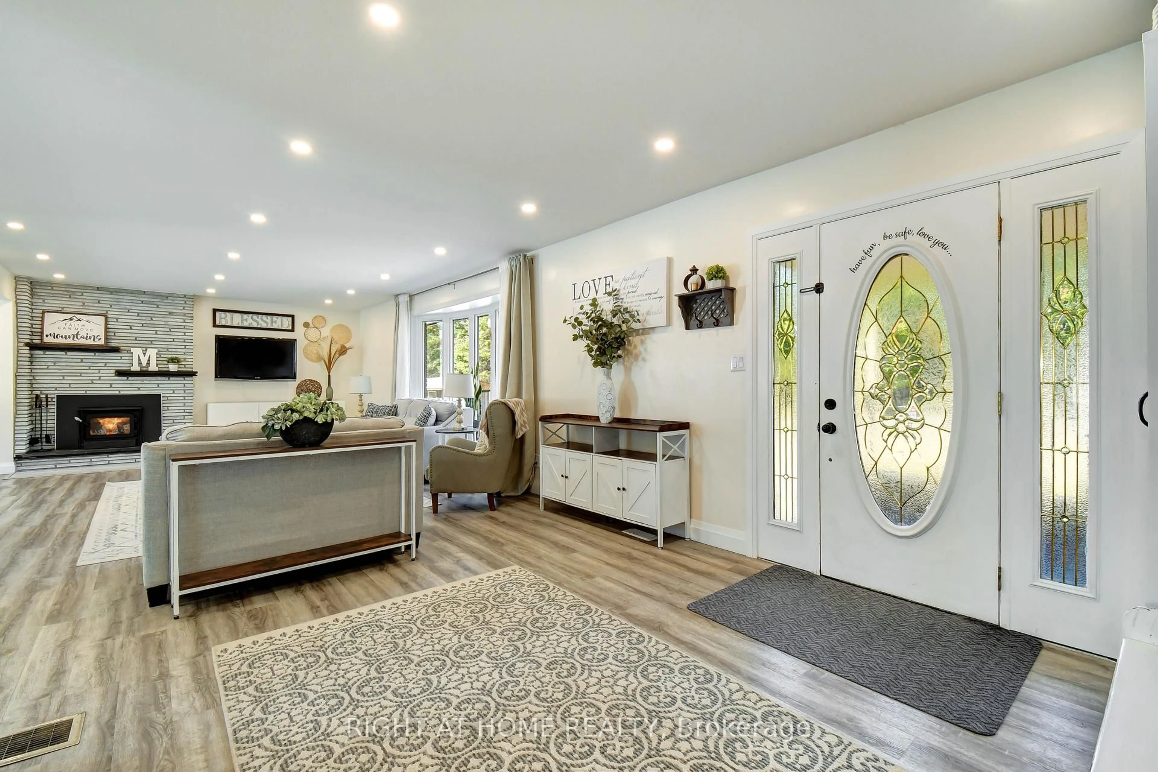 Indoor entryway for 1012 Clement Lake Rd, Highlands East Ontario K0L 3C0
