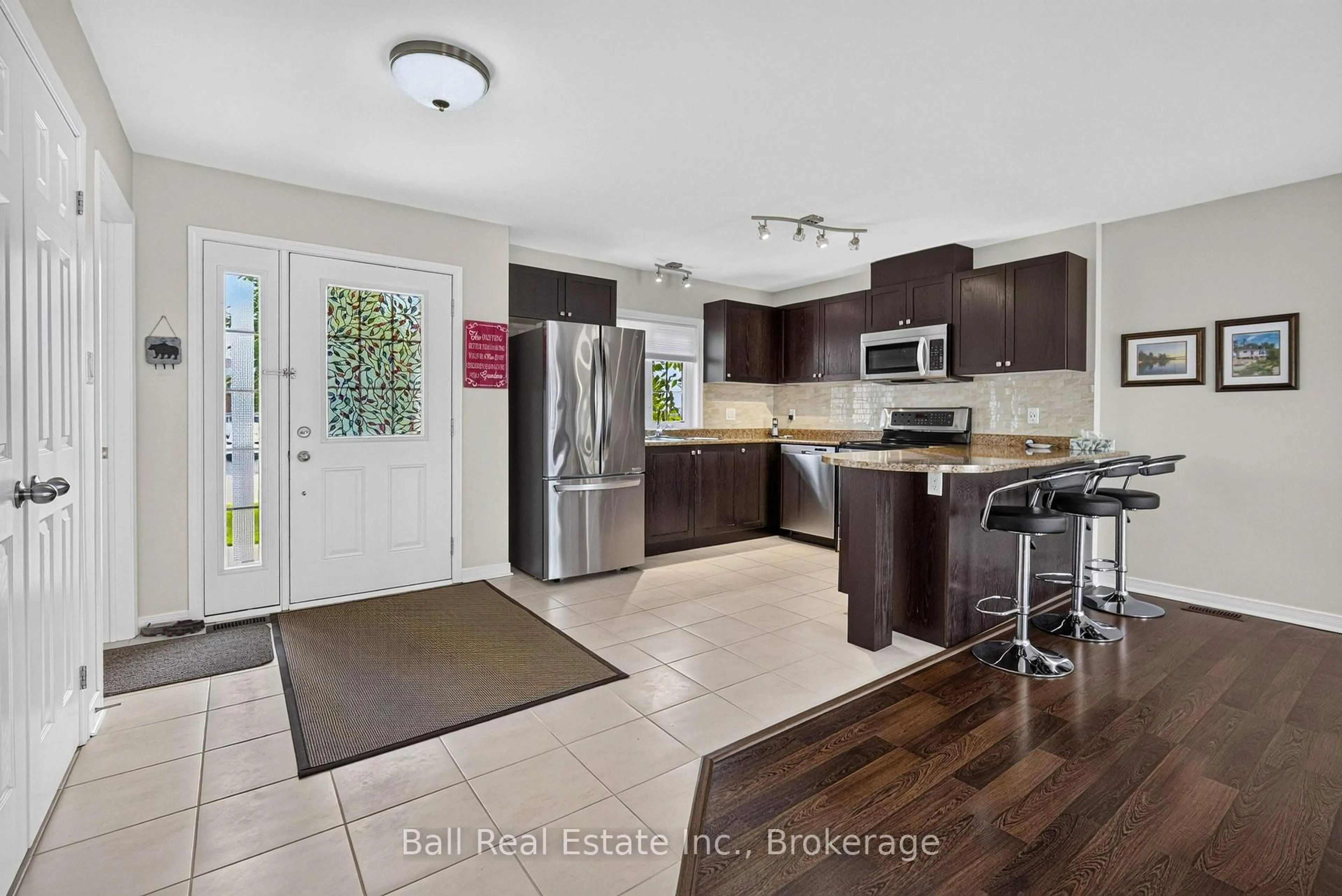 Open concept kitchen, ceramic/tile floor for 6 Maple Ave, Asphodel-Norwood Ontario K0L 2V0