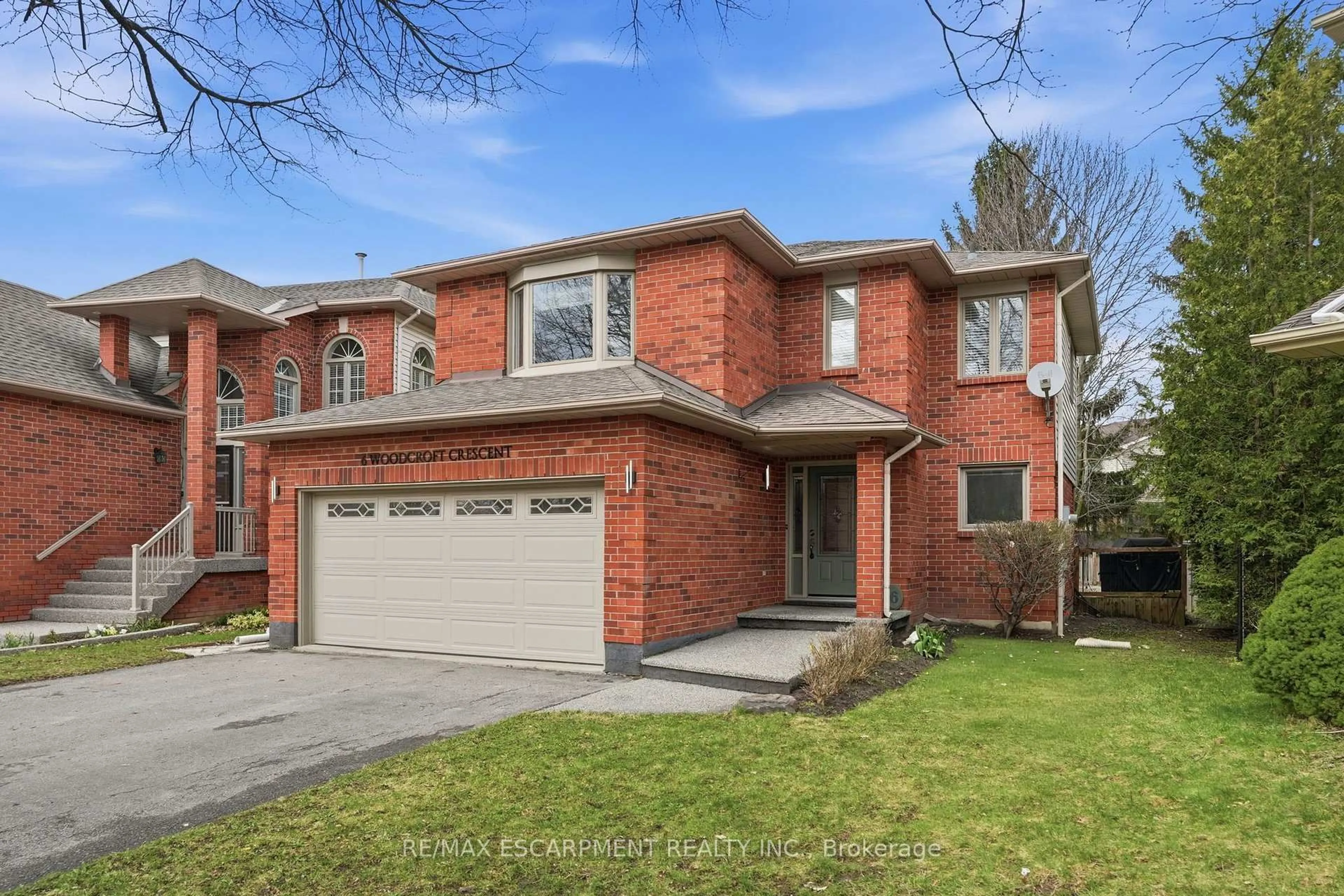 Home with brick exterior material, street for 6 WOODCROFT Cres, Hamilton Ontario L8B 0H1