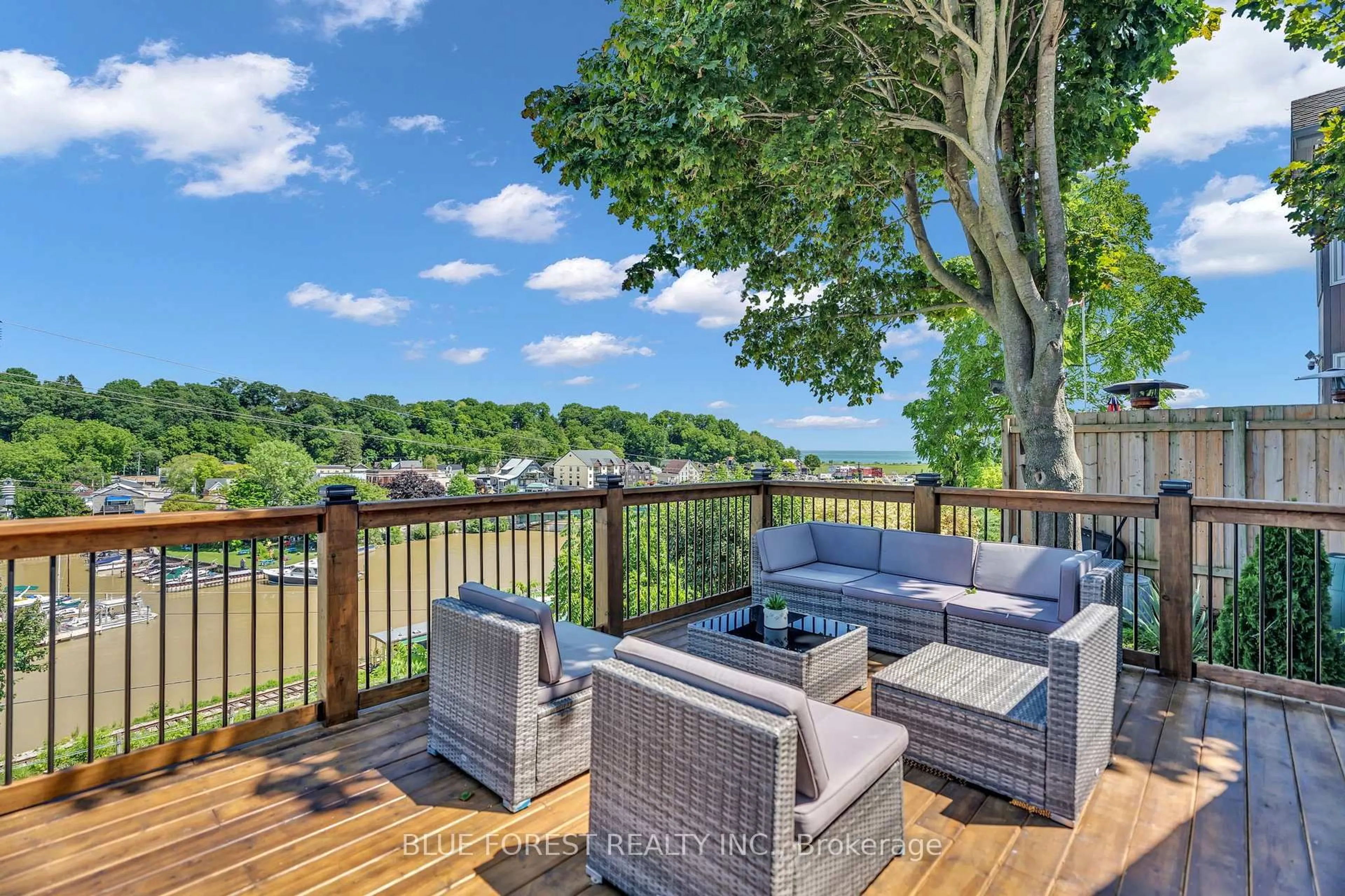 Patio, water/lake/river/ocean view for 213 William St, Central Elgin Ontario N5L 1C5