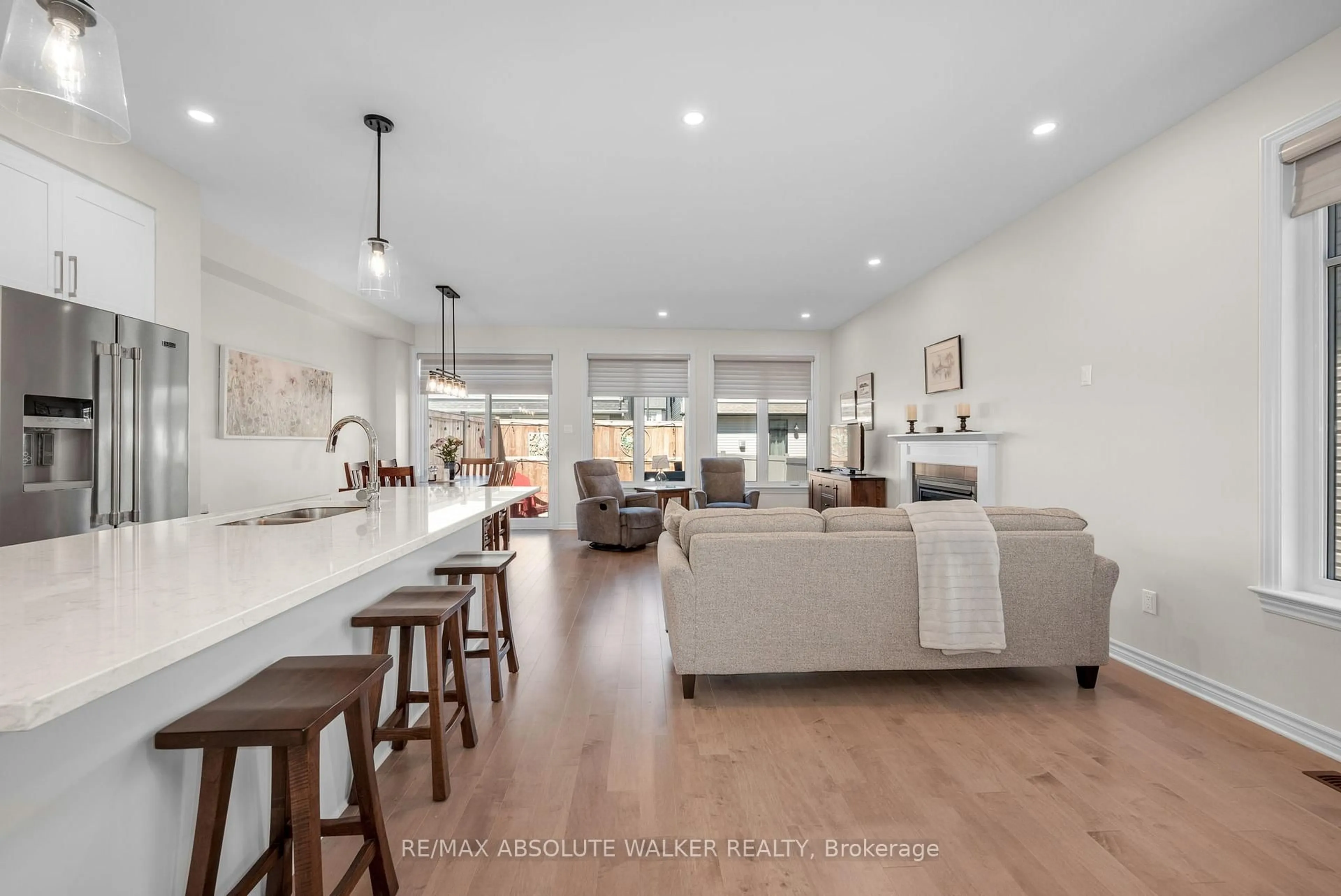 Open concept kitchen, unknown for 2381 Goldhawk Dr, Ottawa Ontario K2S 2X4