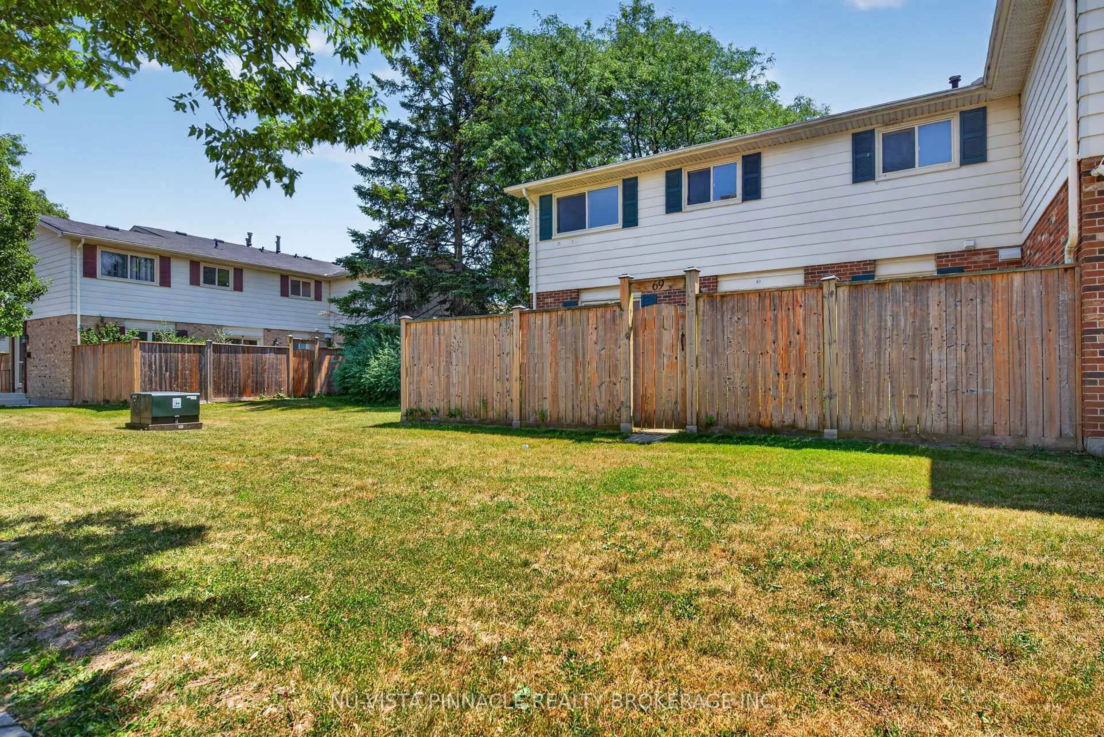 Unknown for 69 Conway Dr #10, London South Ontario N6E 2H4