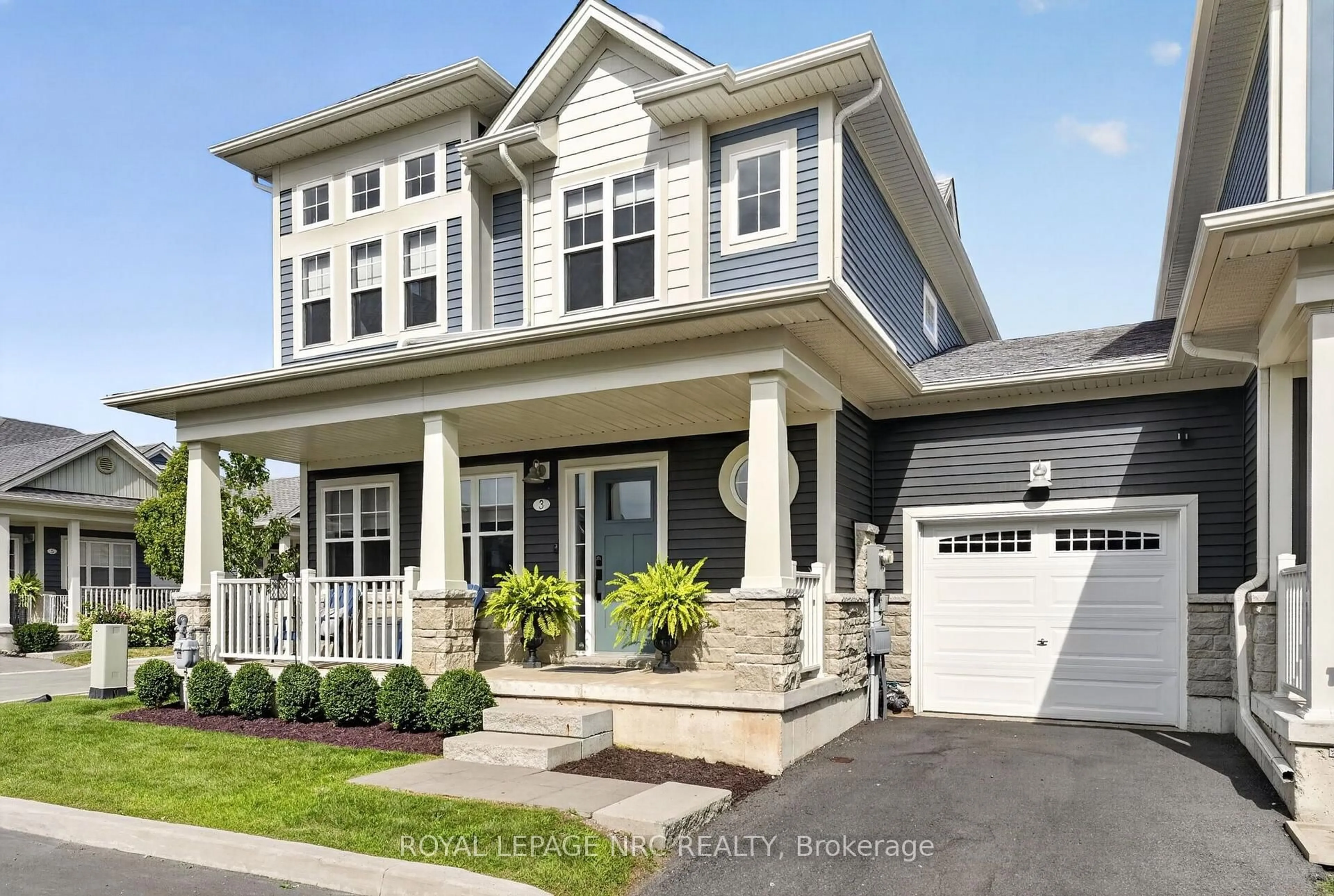 Home with vinyl exterior material, street for 3 Cyclone Lane, Fort Erie Ontario L0S 1B0