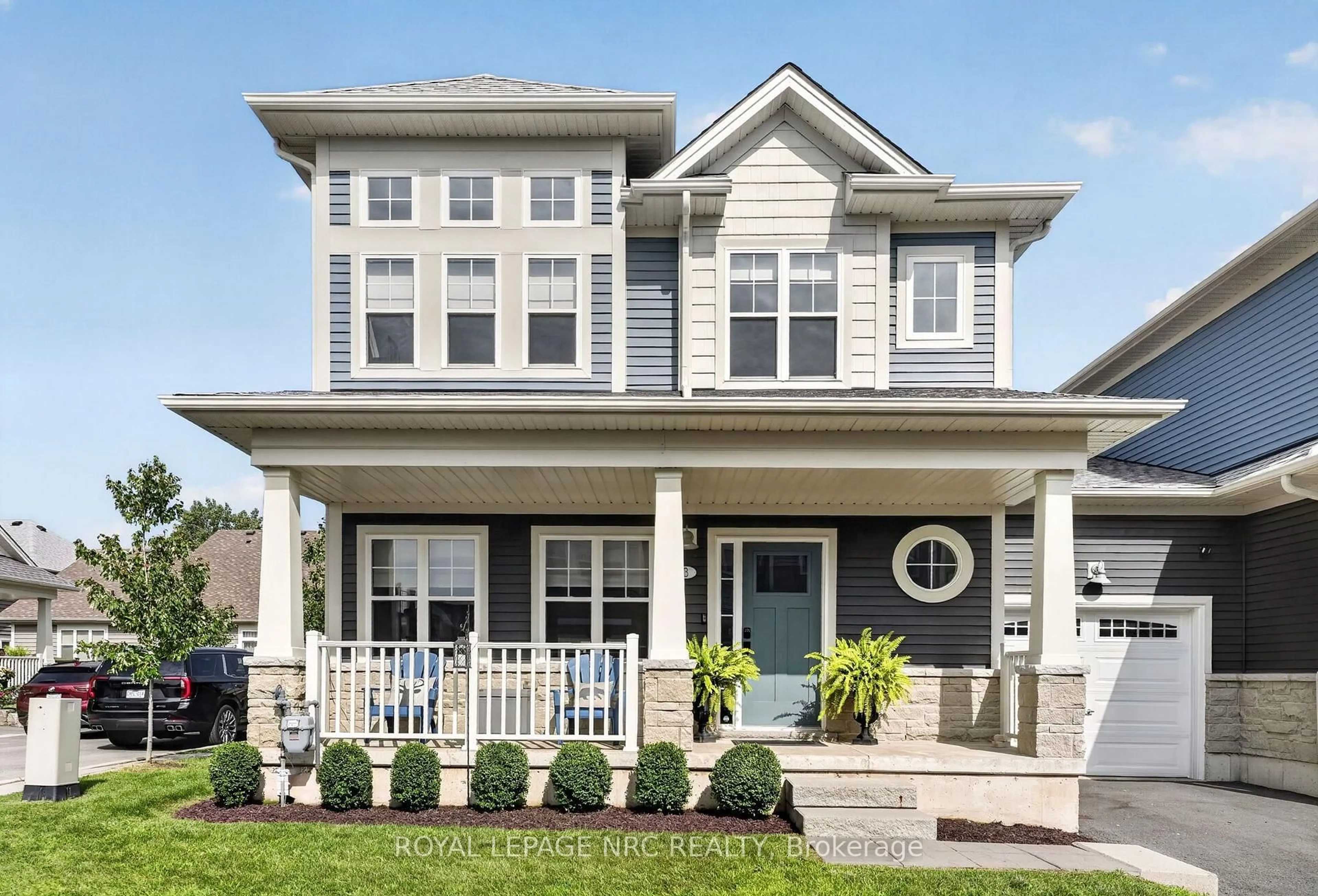 Home with vinyl exterior material, street for 3 Cyclone Lane, Fort Erie Ontario L0S 1B0