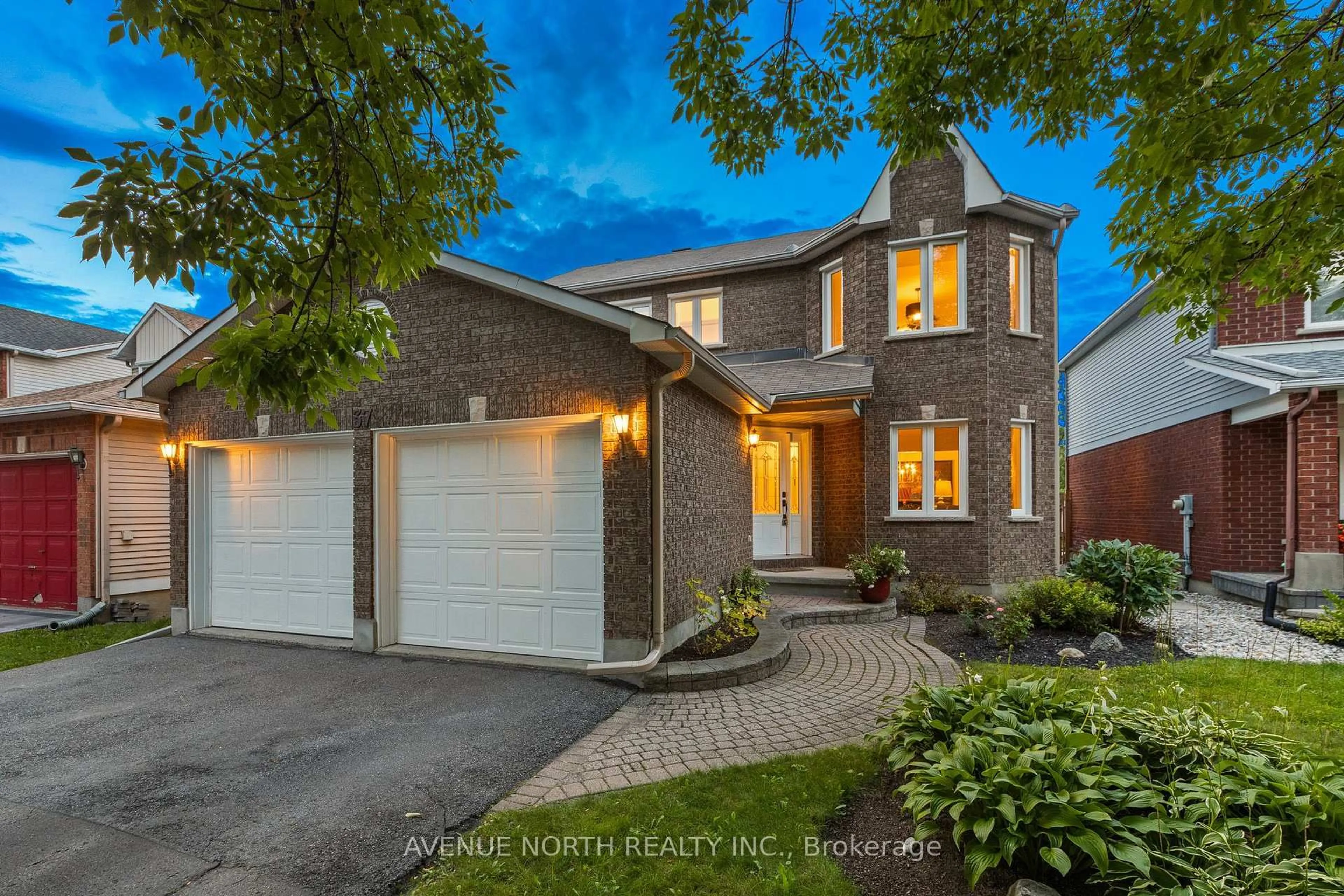 Home with brick exterior material, street for 37 Cellini Crt, Ottawa Ontario K1G 5K3