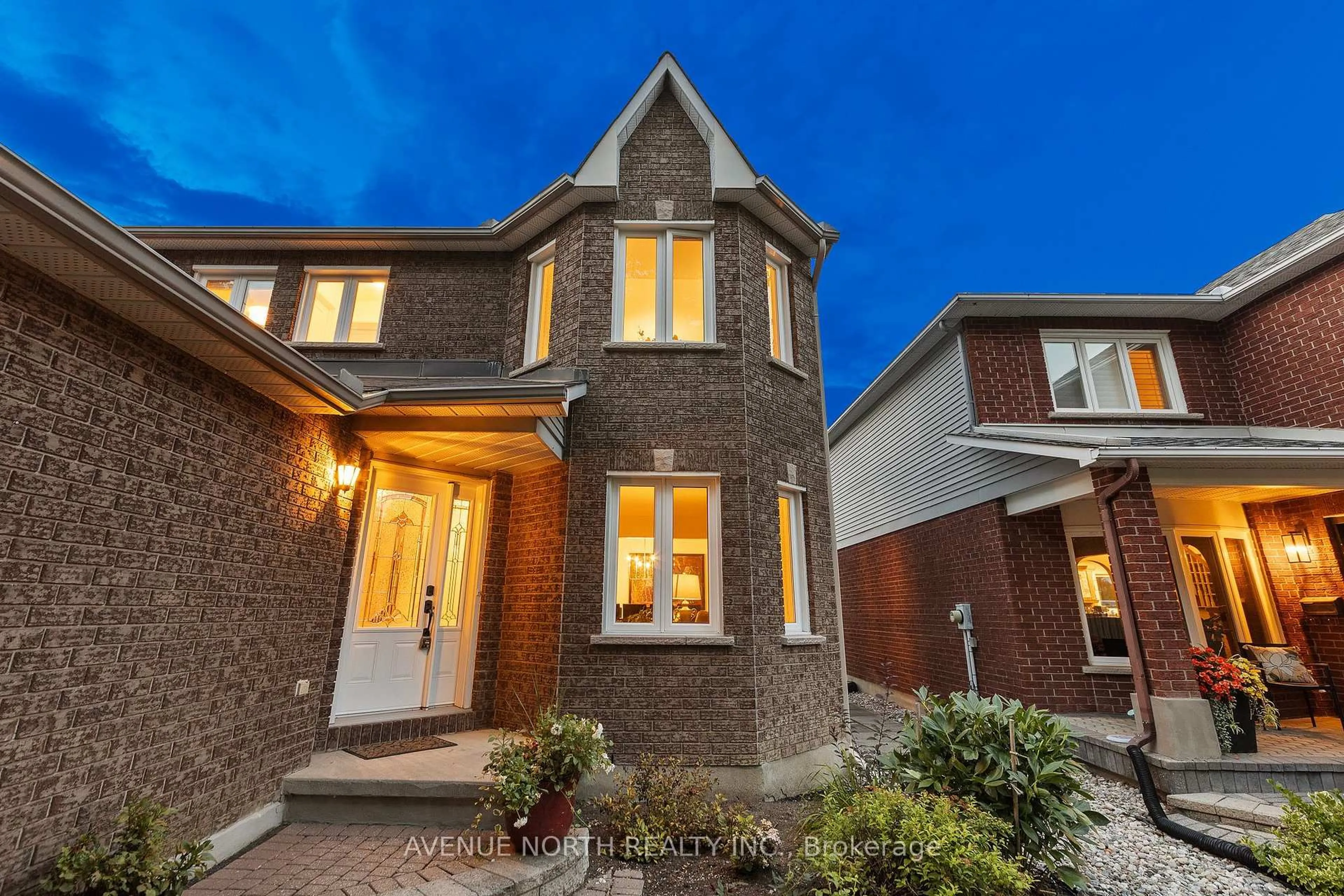 Home with brick exterior material, street for 37 Cellini Crt, Ottawa Ontario K1G 5K3