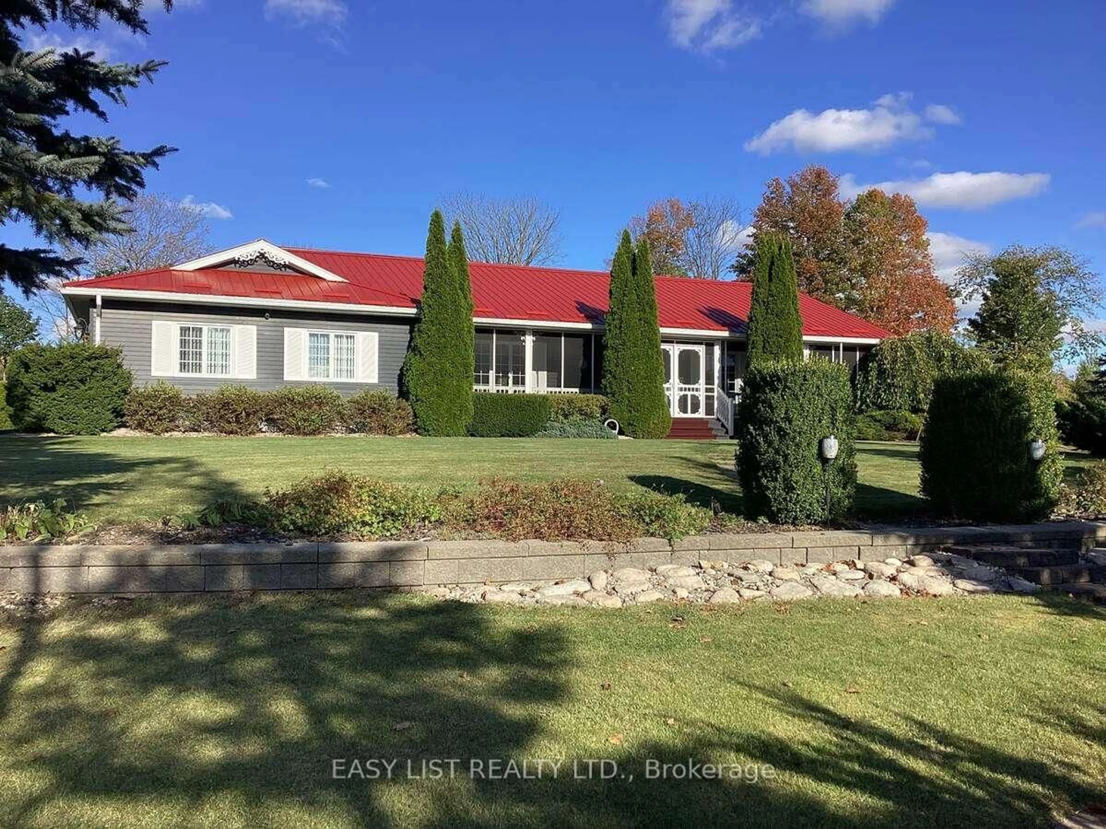 A pic from outside/outdoor area/front of a property/back of a property/a pic from drone, unknown for 2 Joanne Cres, Minto Ontario N0G 2L0