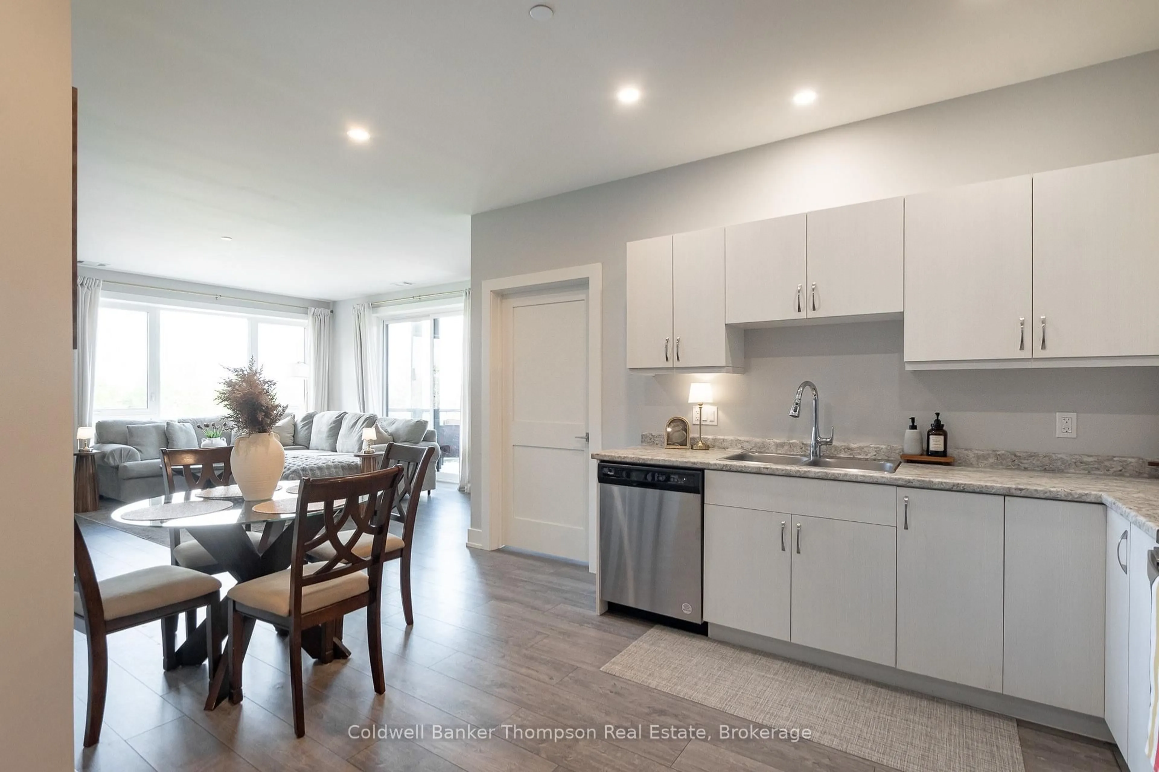 Open concept kitchen, unknown for 18 Campus Tr #209, Huntsville Ontario P1H 0K2