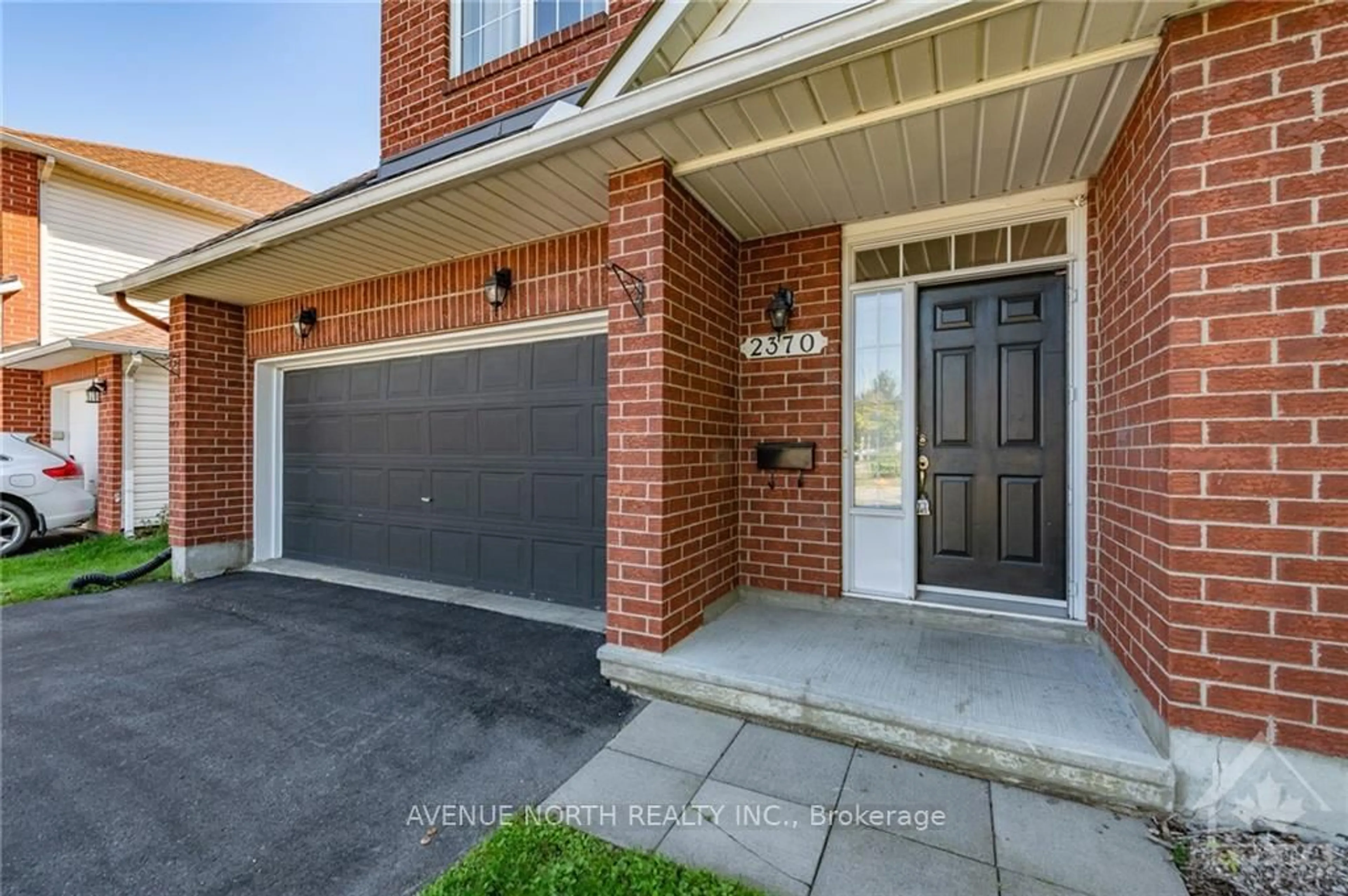 Home with brick exterior material, street for 2370 Le Ruisseau Circ, Ottawa Ontario K1W 1K8