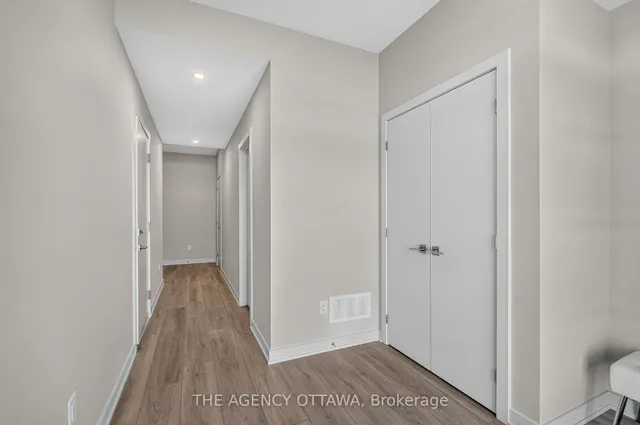 3007 Showcase Cres, Ottawa 4
