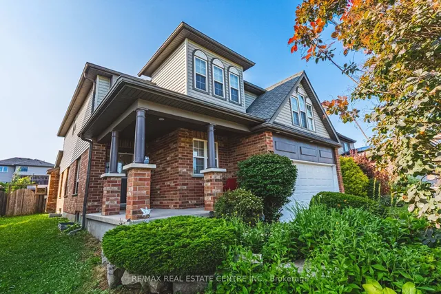 140 Country Club Dr, Cambridge 2