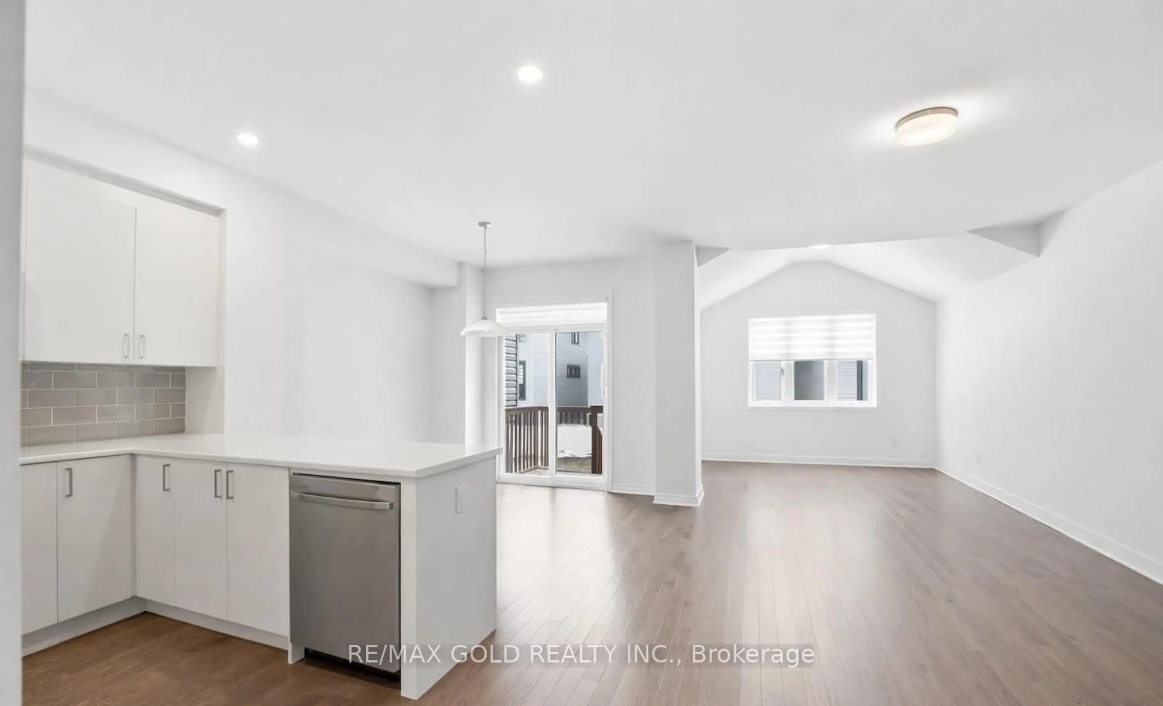 Open concept kitchen, unknown for 36 Jargeau Rd, Ottawa Ontario K1C 1T1