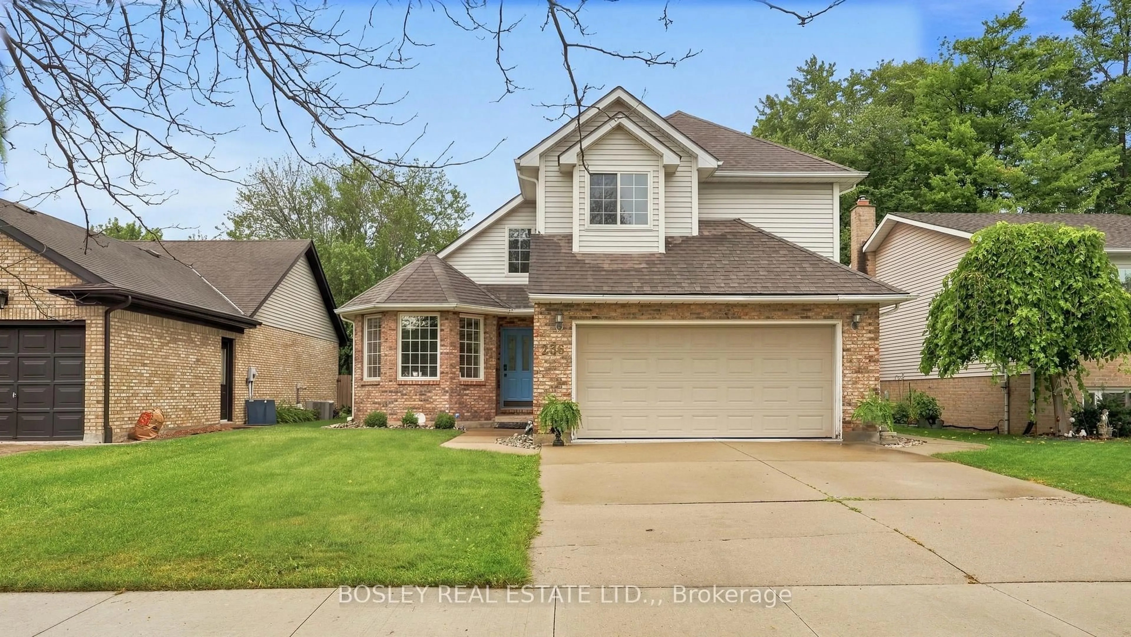 Home with brick exterior material, street for 236 Northwood Dr, Welland Ontario L3C 6V3