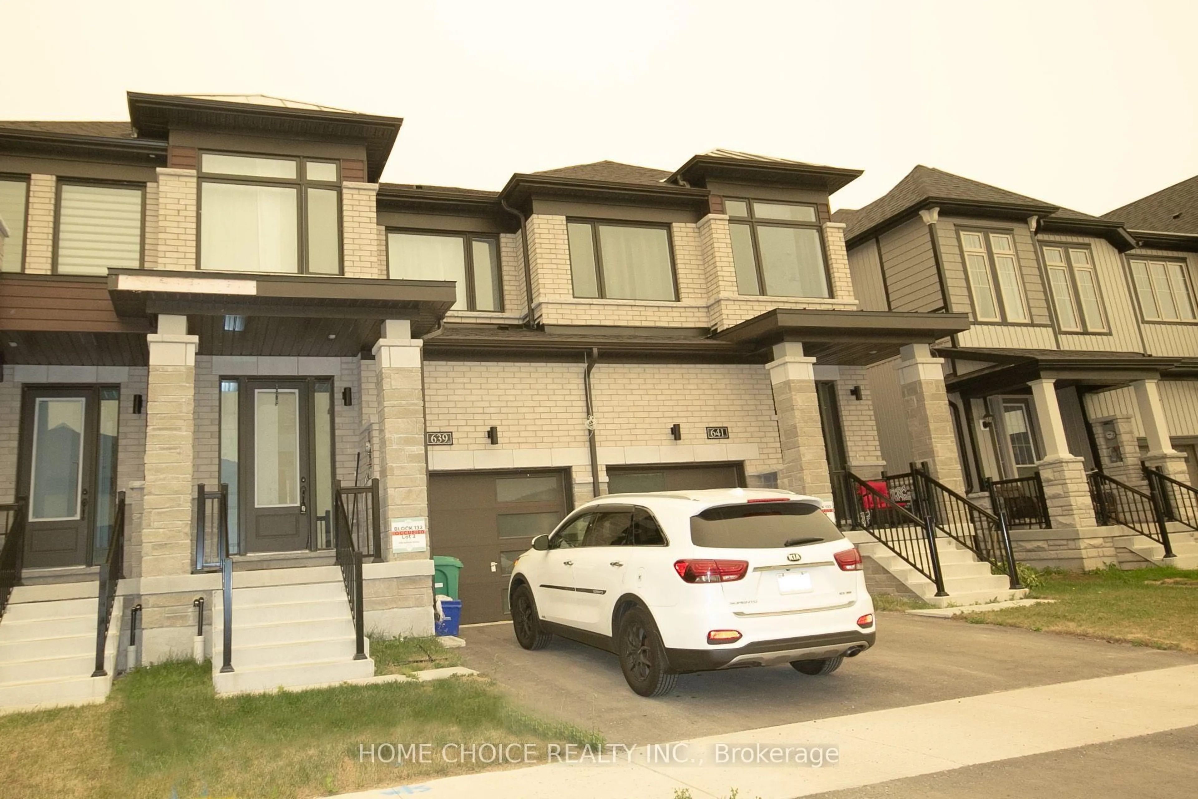 Unknown for 639 Pollock Grve, Peterborough Ontario K9K 0J6