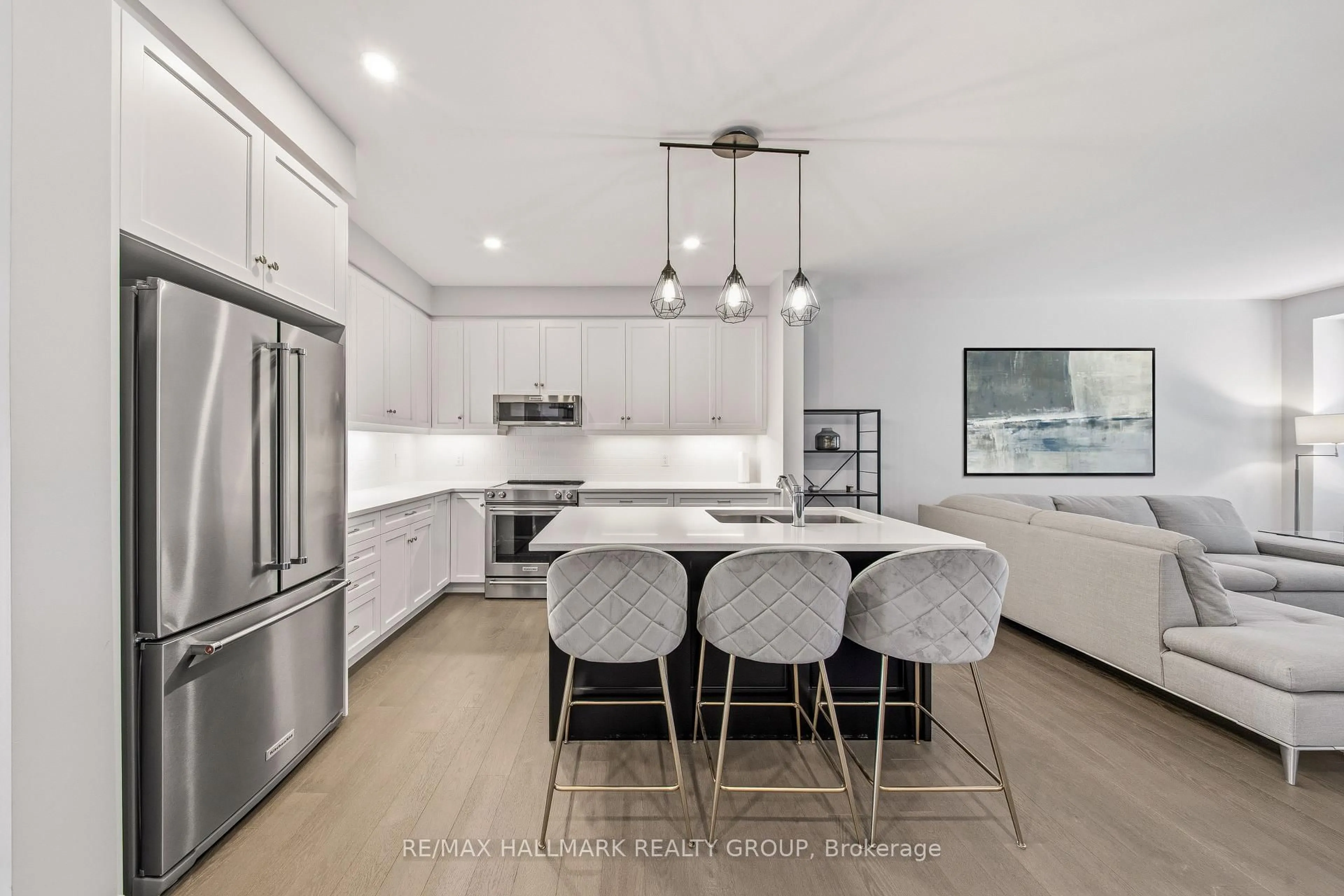 Contemporary kitchen, unknown for 870 Moses Tennisco St, Ottawa Ontario K1K 5A2