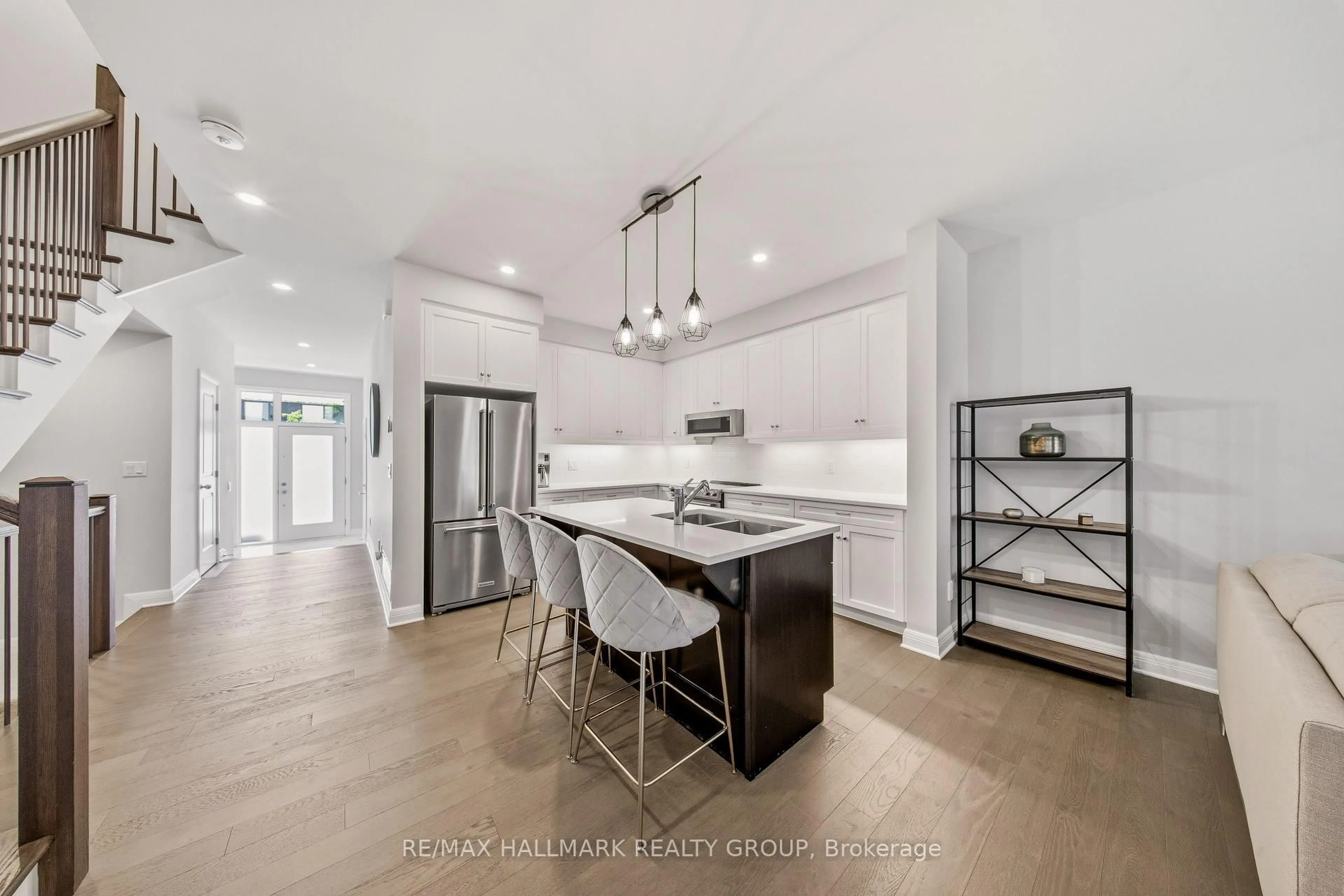 Open concept kitchen, unknown for 870 Moses Tennisco St, Ottawa Ontario K1K 5A2