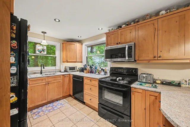 599 Black Lake Rd, Perth 5