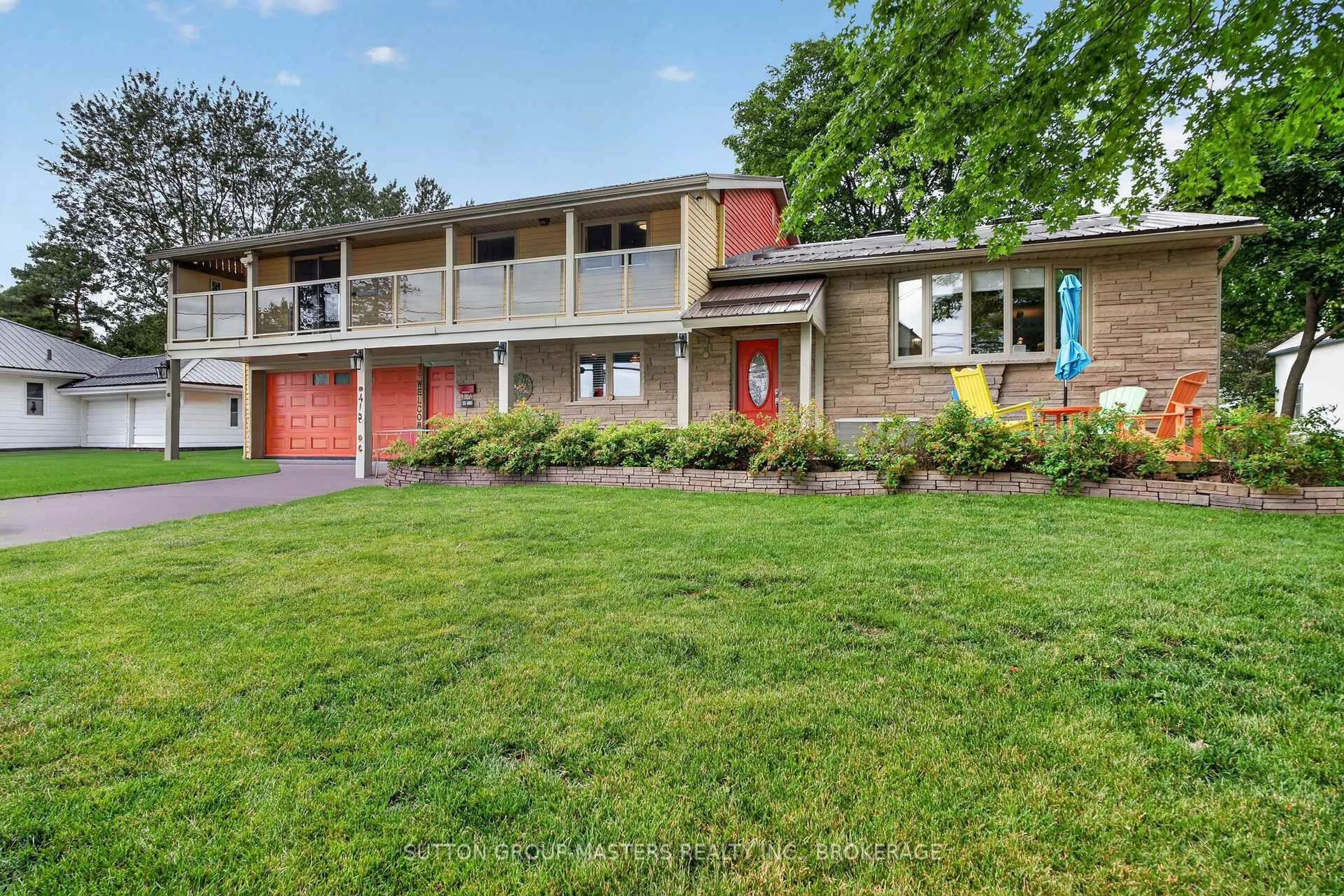 A pic from outside/outdoor area/front of a property/back of a property/a pic from drone, street for 4415 Bath Rd, Loyalist Ontario K7N 1A1