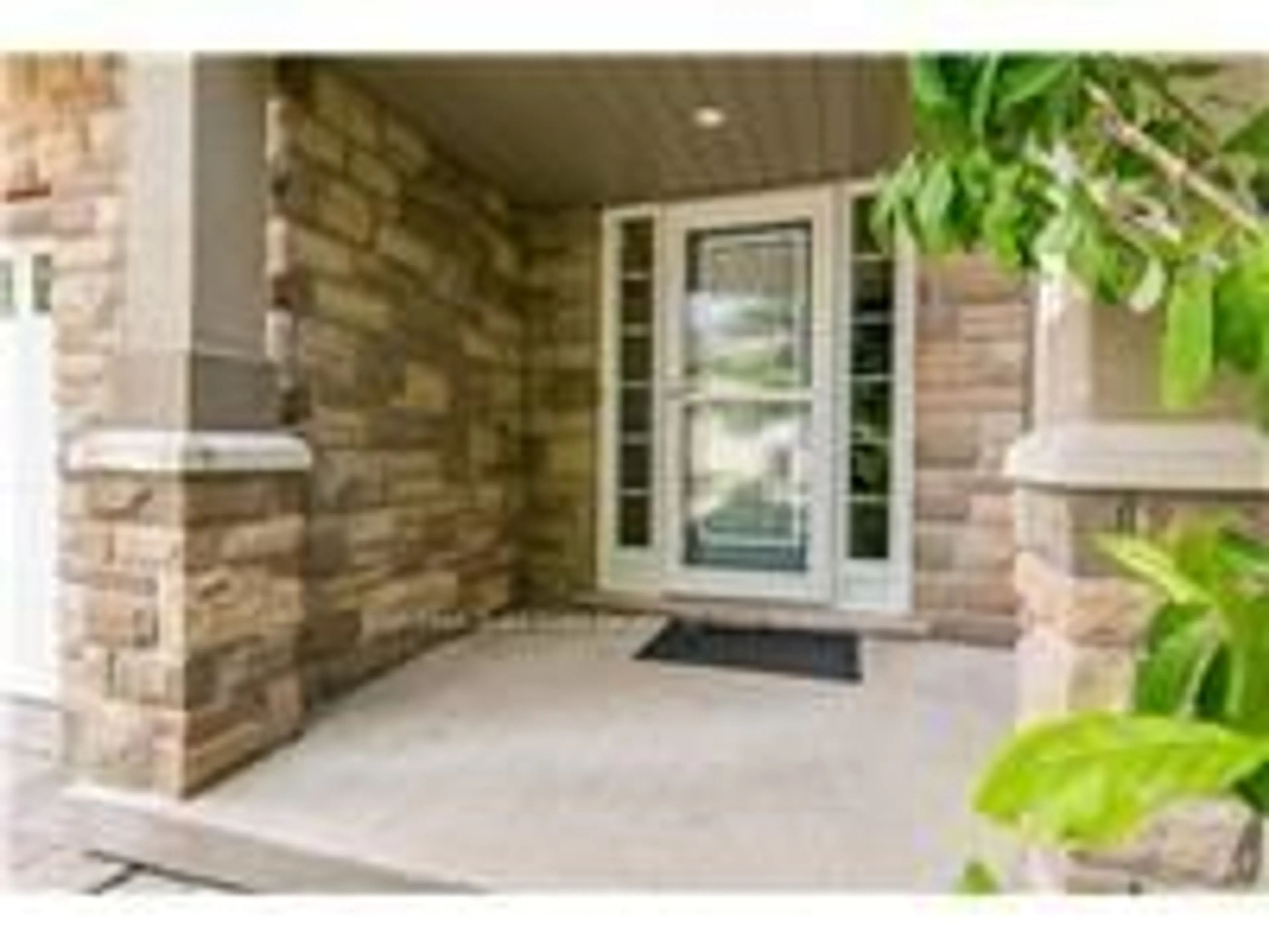 Indoor entryway for 563 Woolgrass Ave, Waterloo Ontario N2V 2Y2