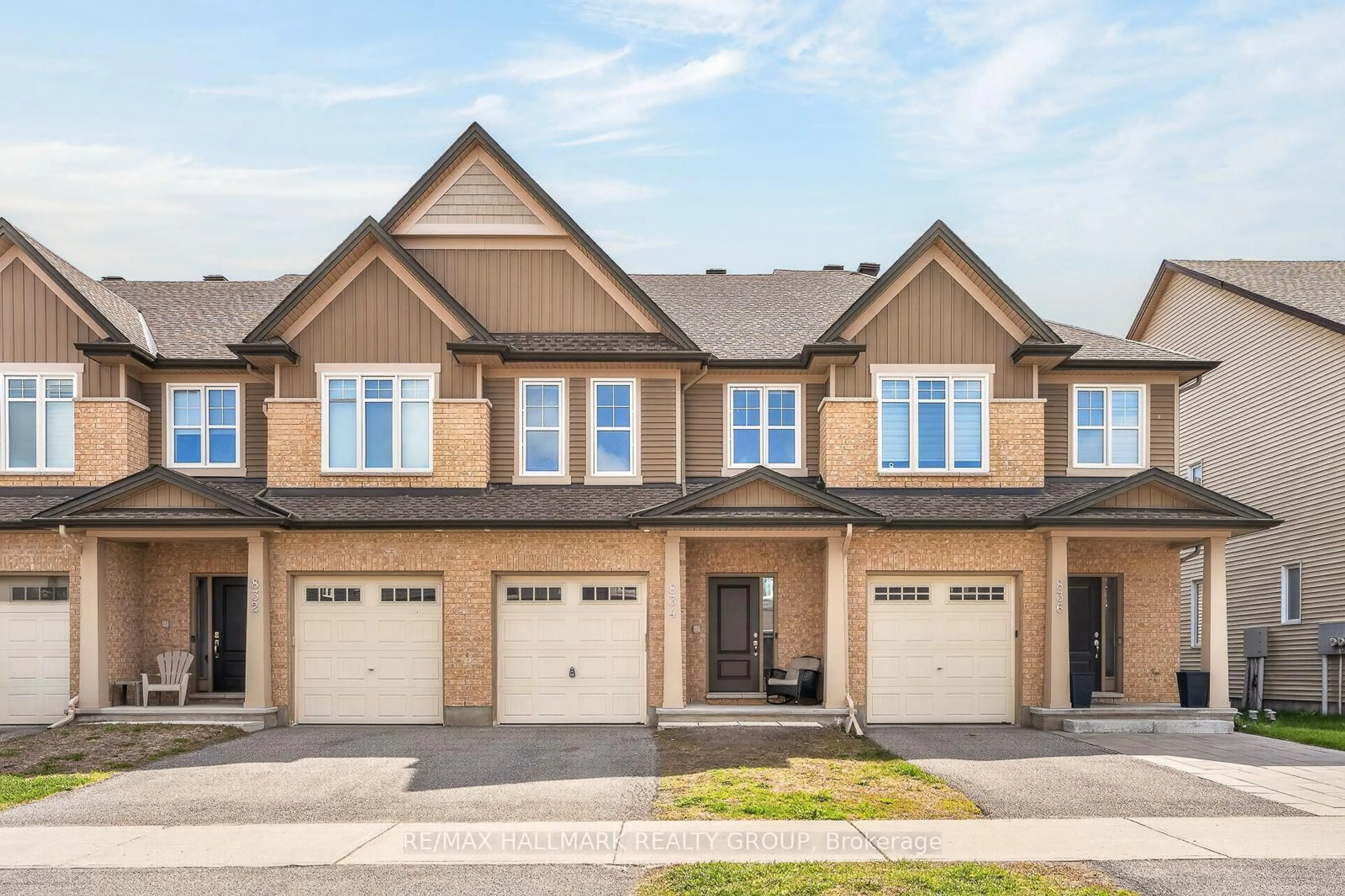 Home with brick exterior material, street for 834 CEDAR CREEK Dr, Ottawa Ontario K1T 0N6
