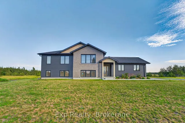 3300 County Road 2 Rd, Prince Edward County 2