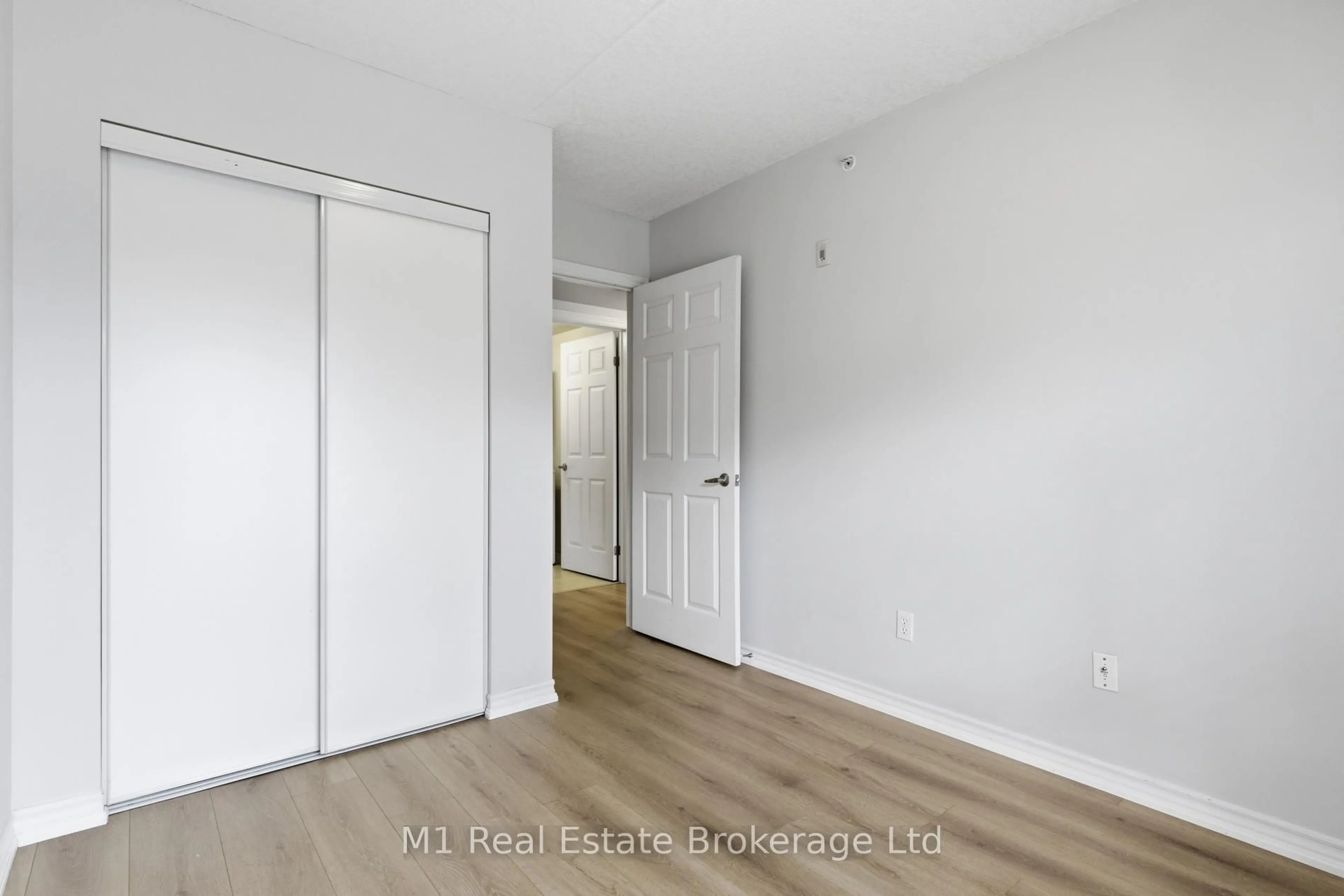 A pic of a room for 45 Goodwin Dr #311, Guelph Ontario N1L 0E9