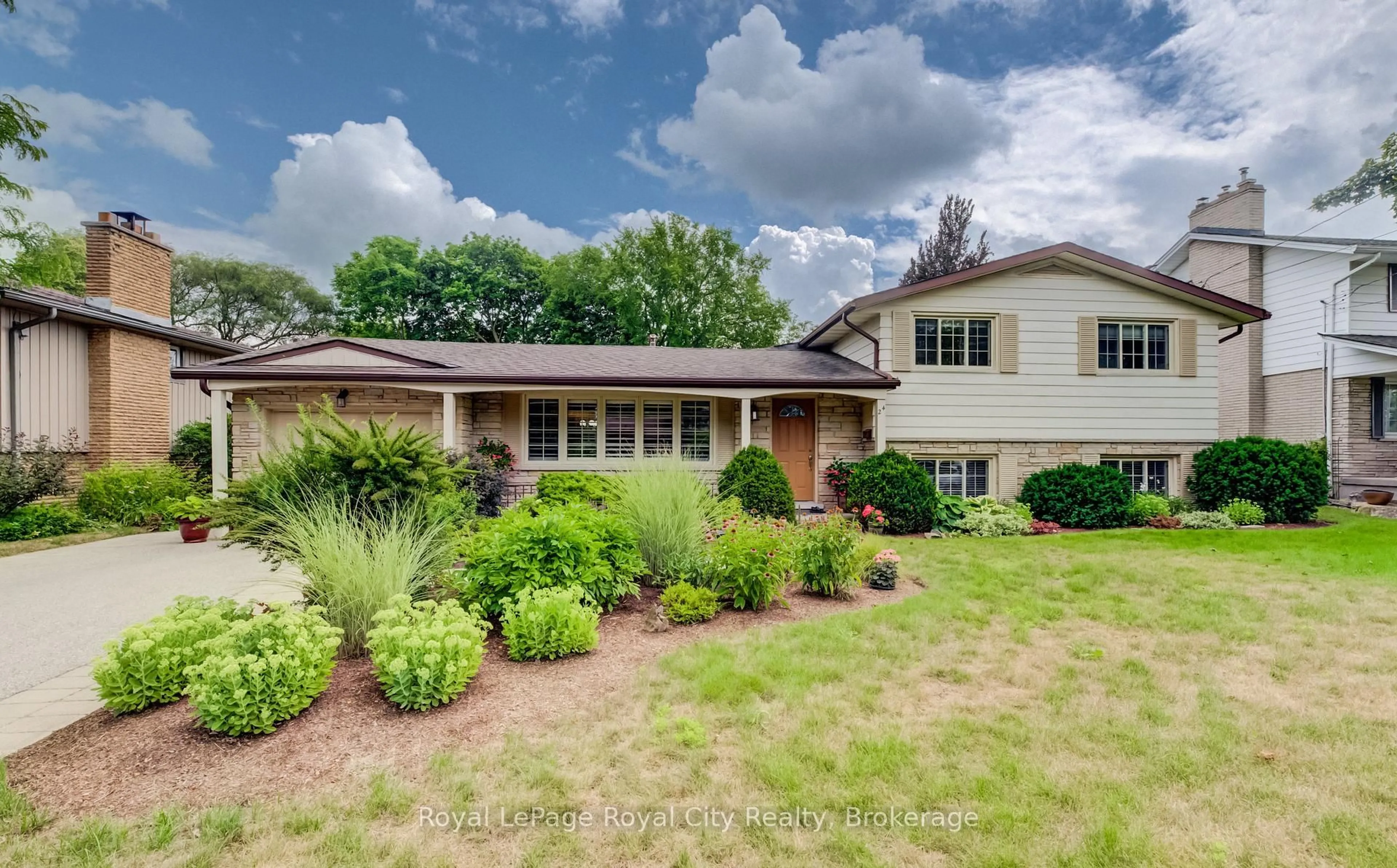 Home with brick exterior material, street for 24 Maplewood Dr, Guelph Ontario N1G 1L8