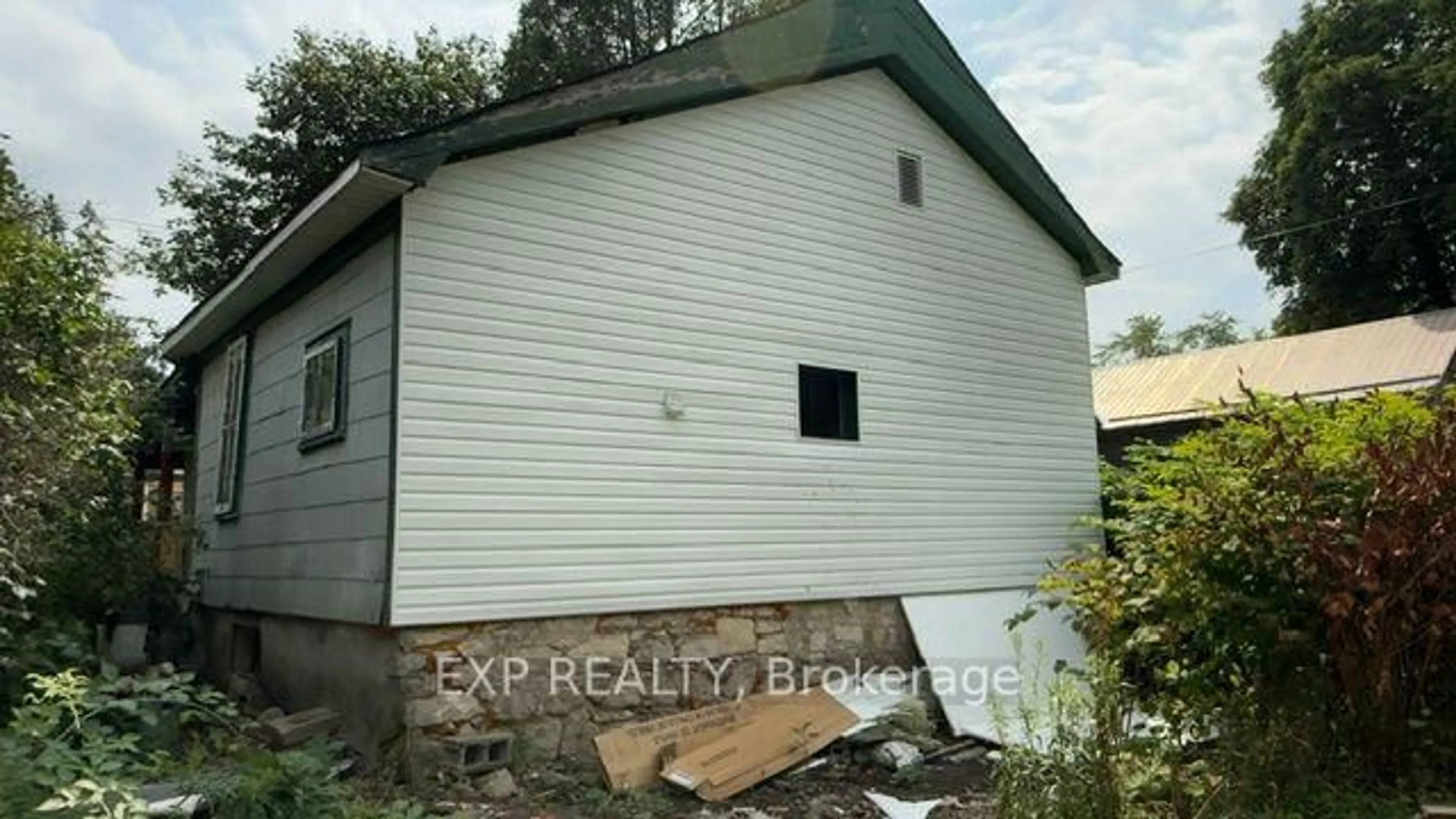 Shed for 348 Frank St, South Bruce Peninsula Ontario N0H 2T0