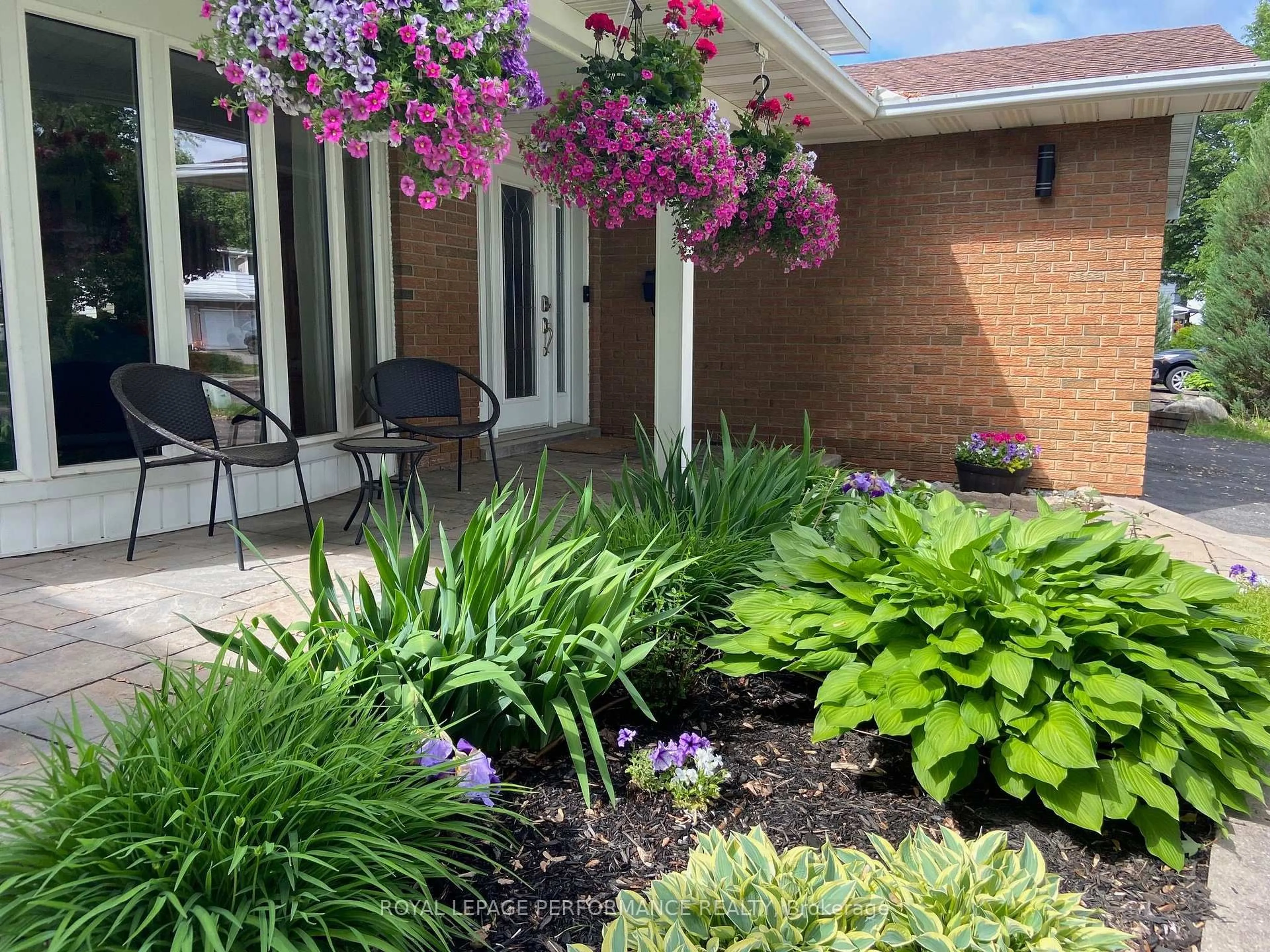 Patio, street for 13 Centrepark Dr, Ottawa Ontario K1B 3C2