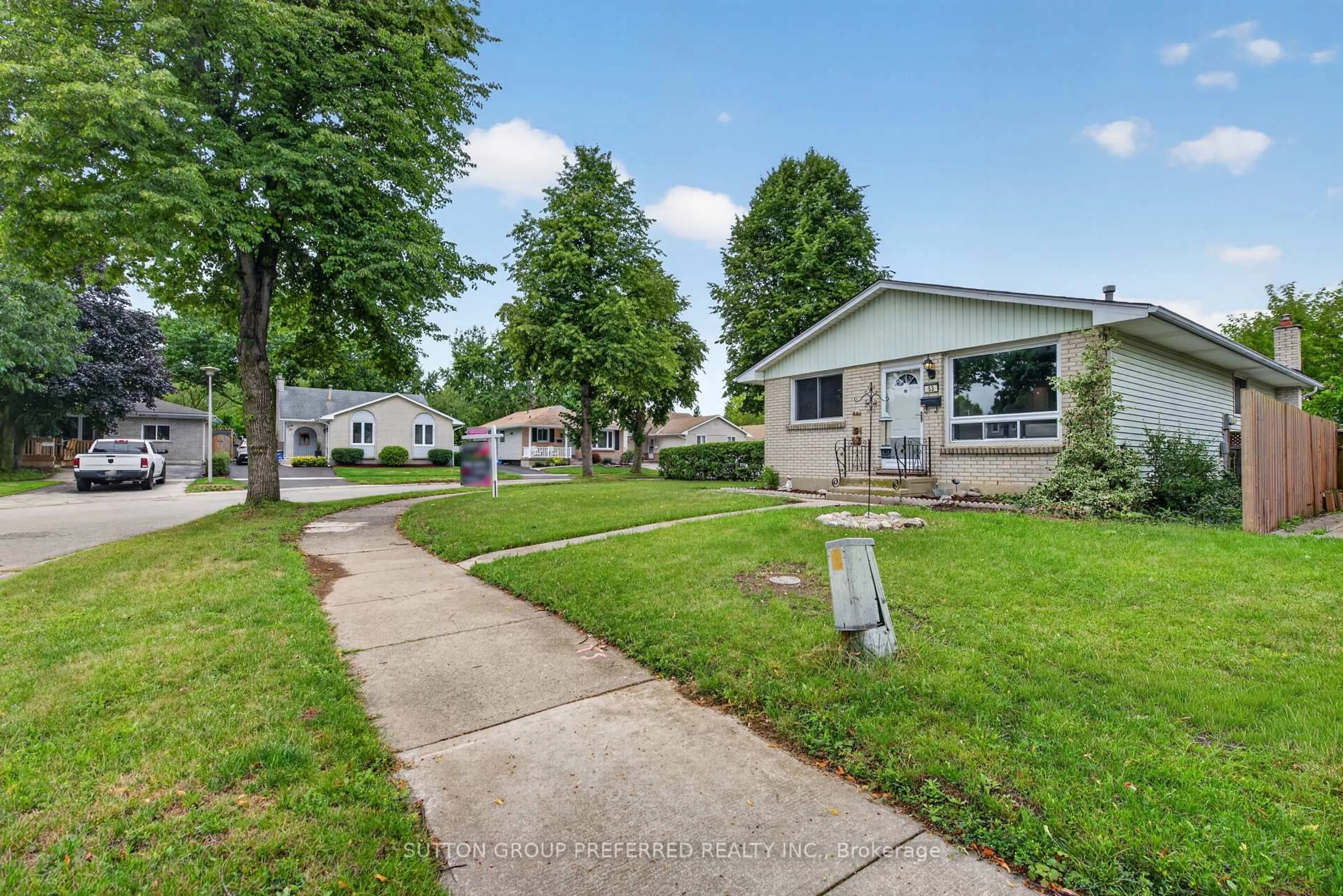 Unknown for 53 Renny Cres, London South Ontario N6E 2C4