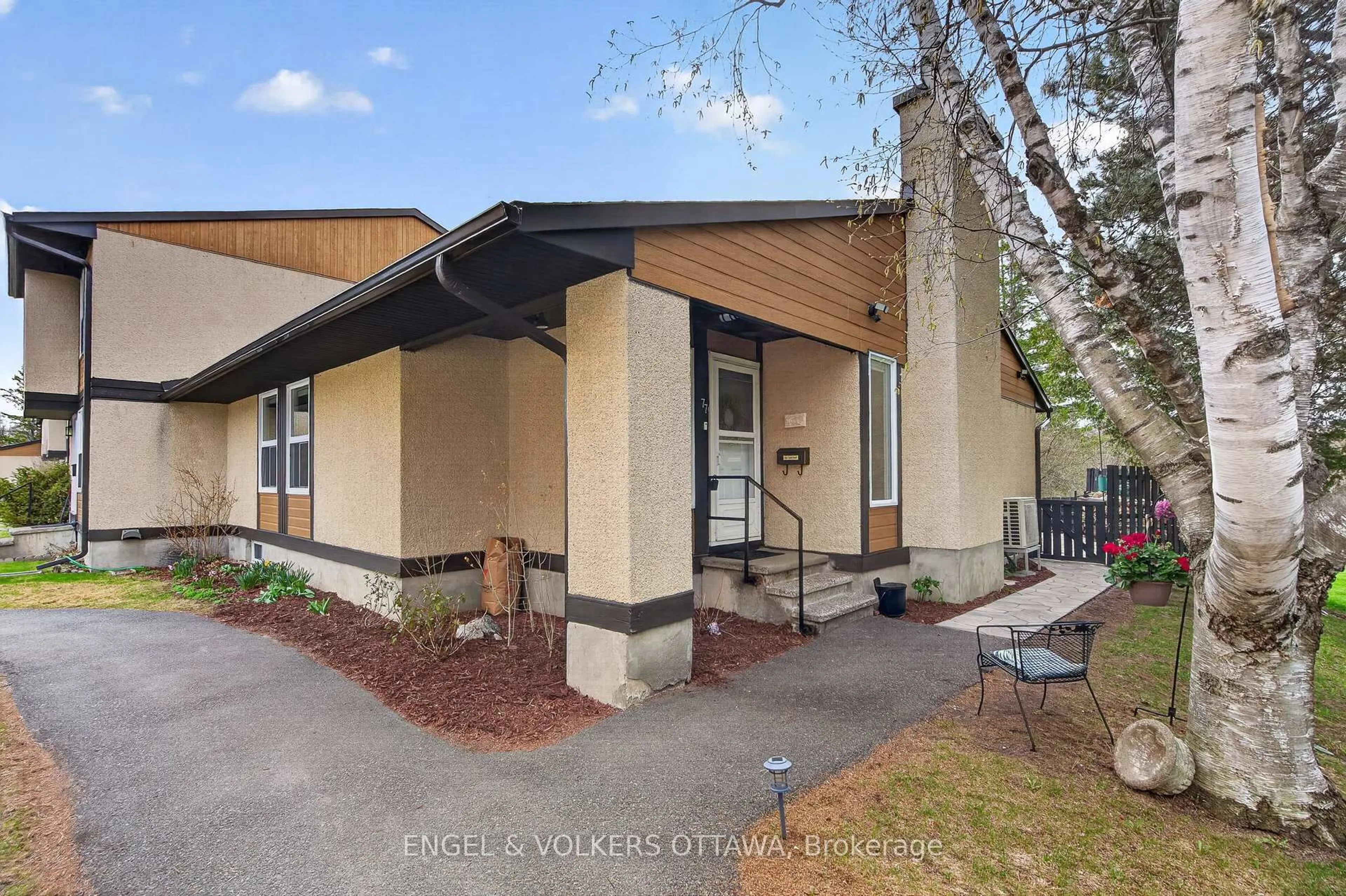 Unknown for 3344 Uplands Dr #77, Ottawa Ontario K1V 9R9