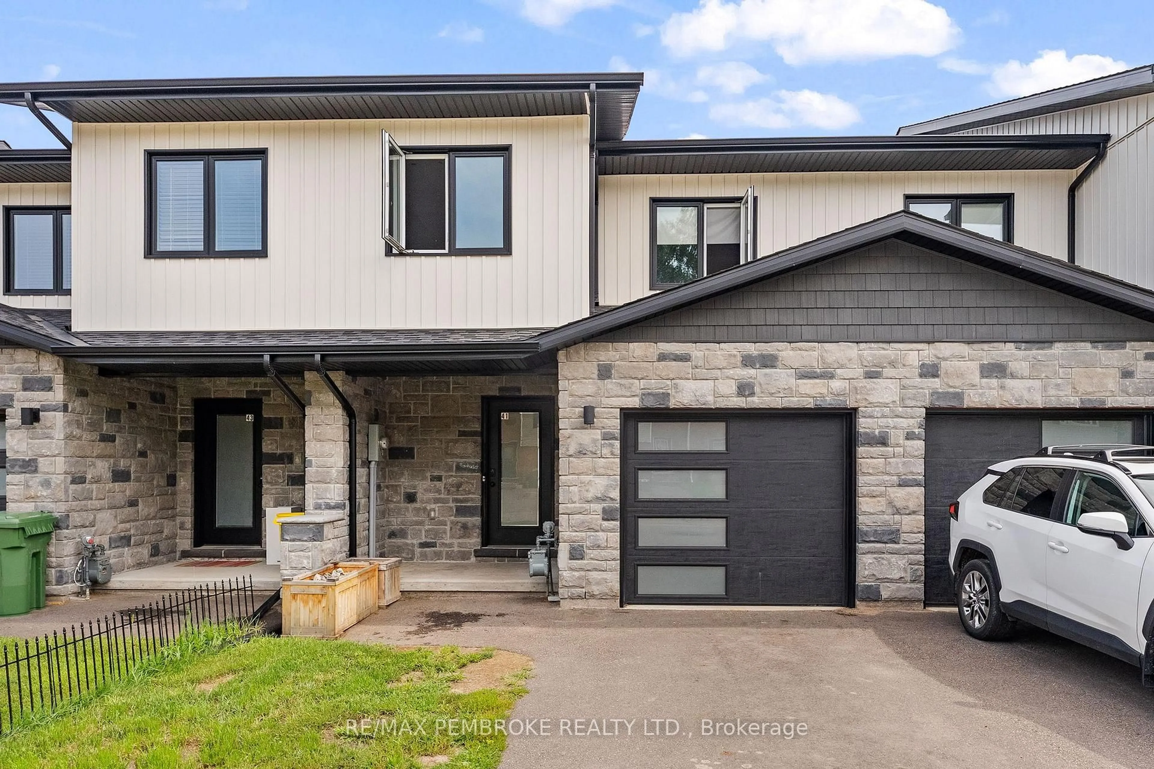 Home with brick exterior material, street for 41 Northbrook Rd, Petawawa Ontario K8H 3N5