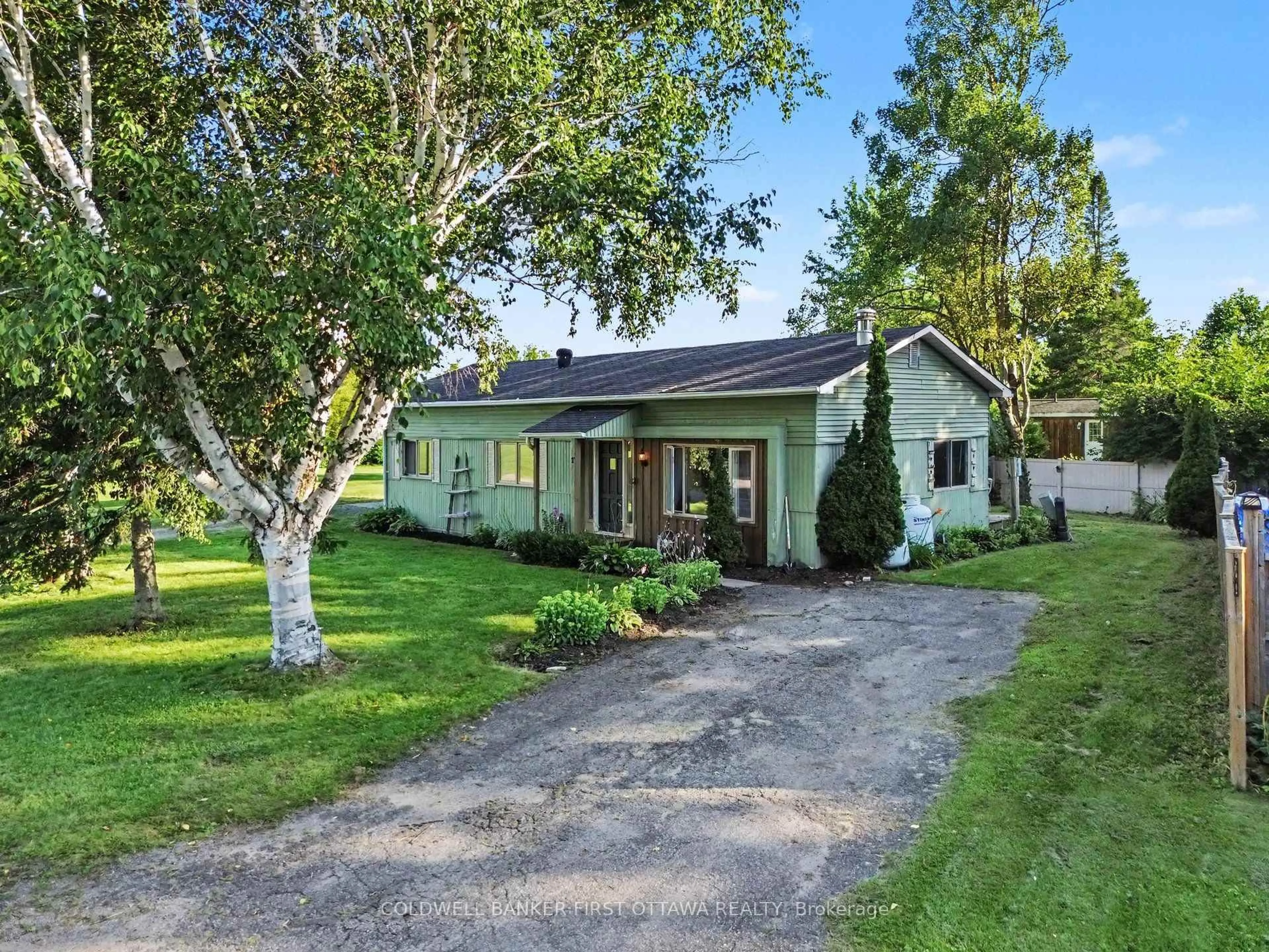 Unknown for 17 Bridle Path, Rideau Lakes Ontario K7A 0J4