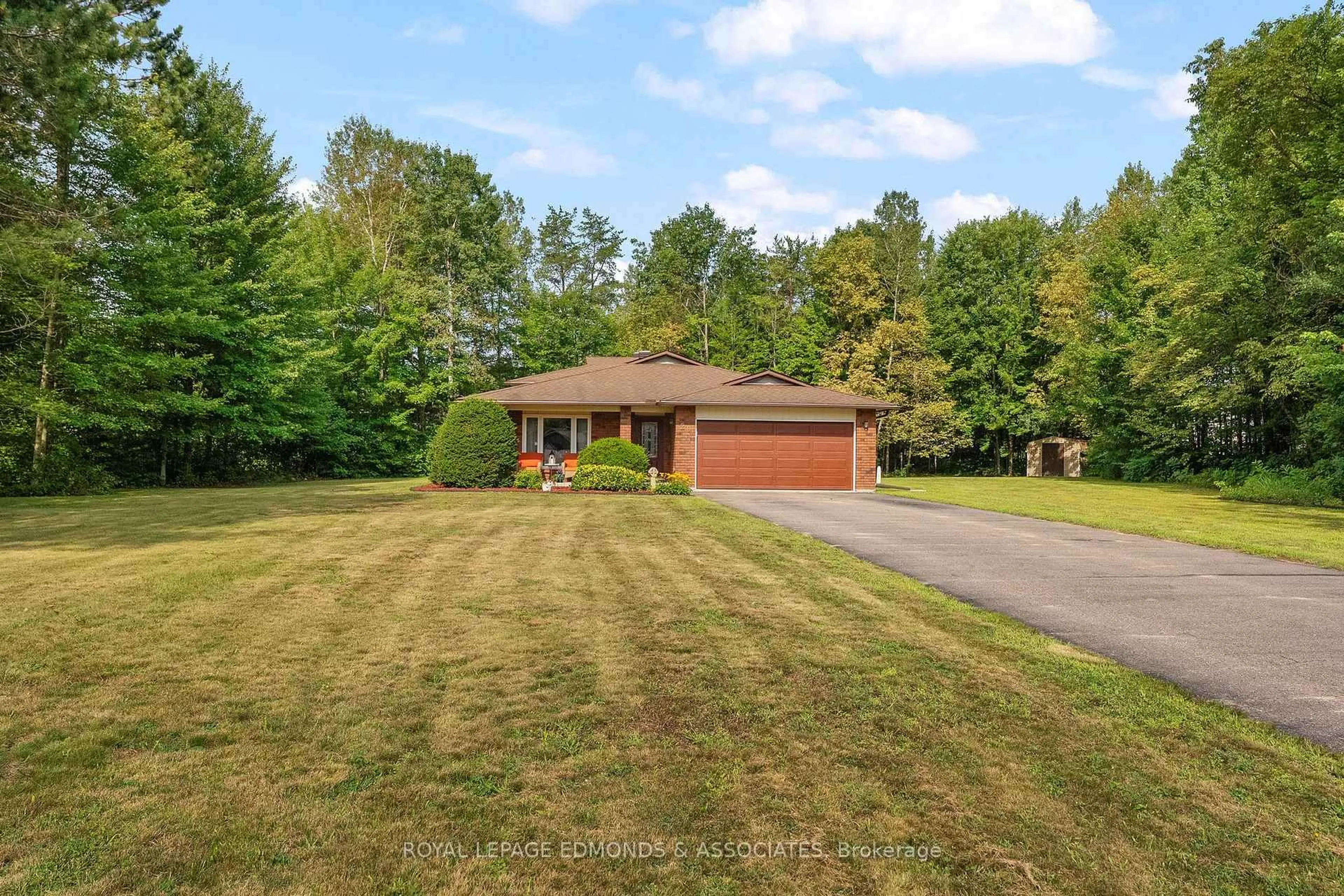 A pic from outside/outdoor area/front of a property/back of a property/a pic from drone, unknown for 20 Mueller Cres, Petawawa Ontario K8H 3E9