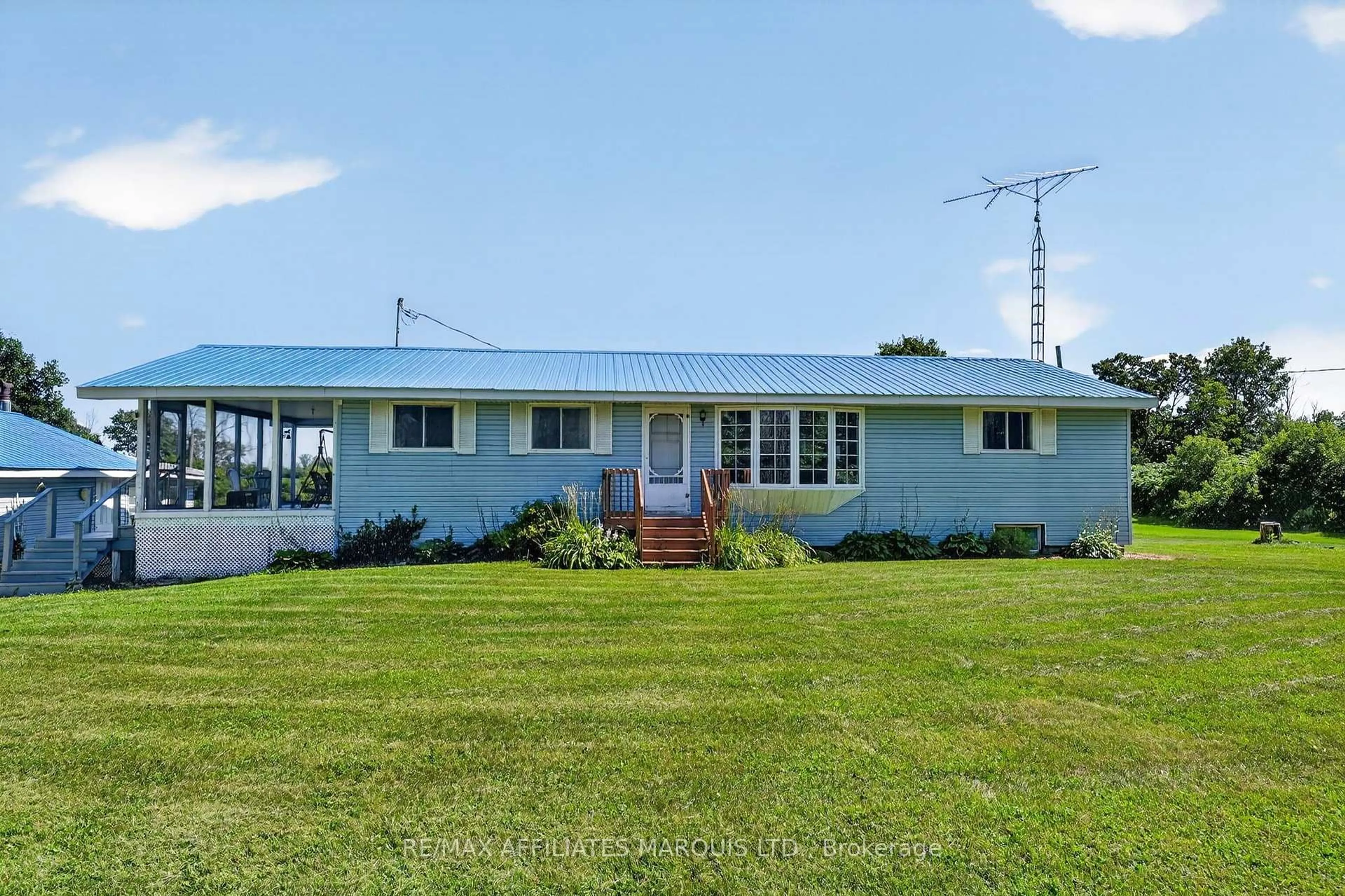 A pic from outside/outdoor area/front of a property/back of a property/a pic from drone, unknown for 19450 Gore Rd, South Glengarry Ontario K0C 2E0