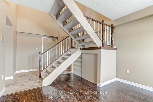 1255 Commissioners Rd #709, London South 4