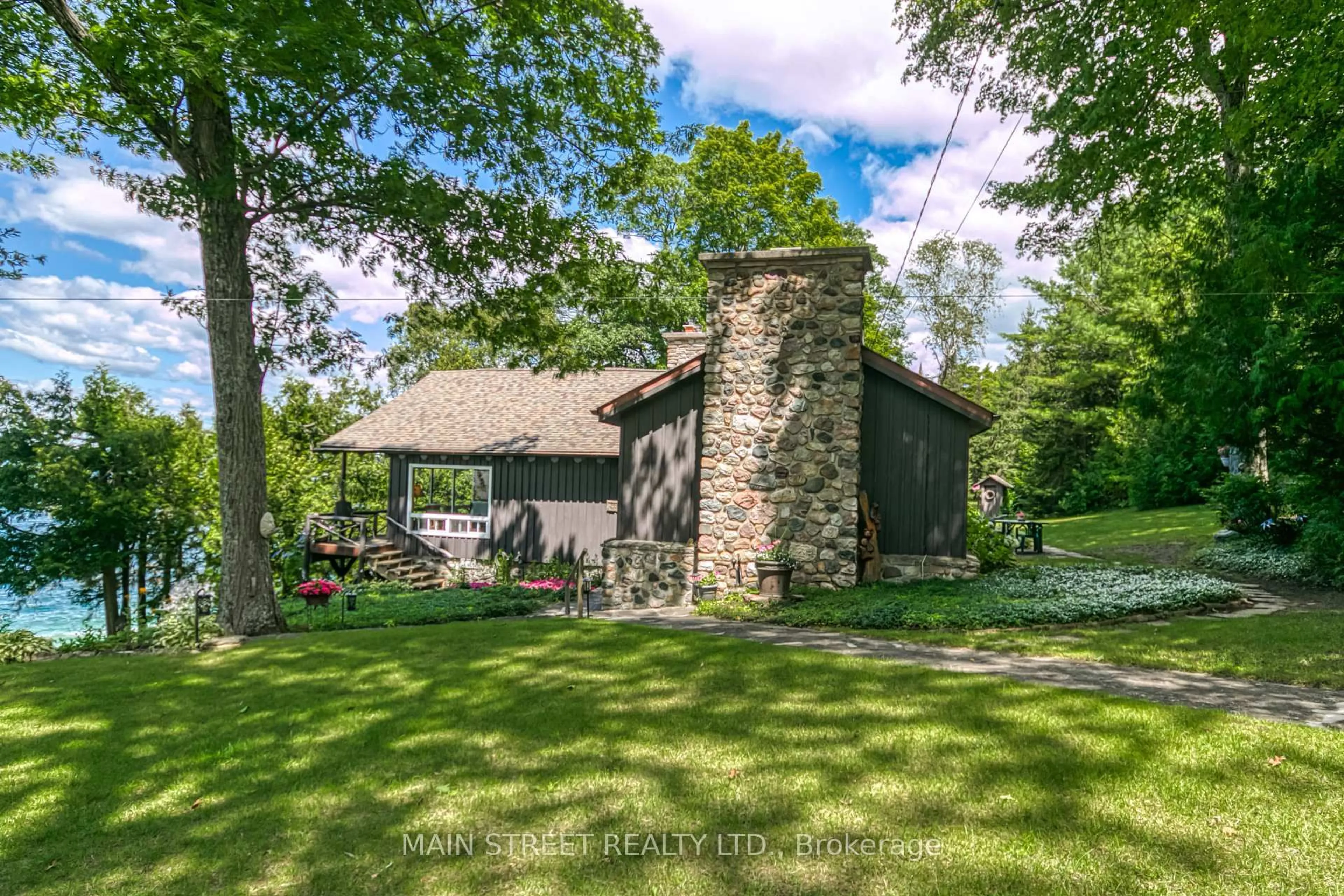 A pic from outside/outdoor area/front of a property/back of a property/a pic from drone, unknown for 199 Trillium Tr, Central Manitoulin Ontario P0P 2C0