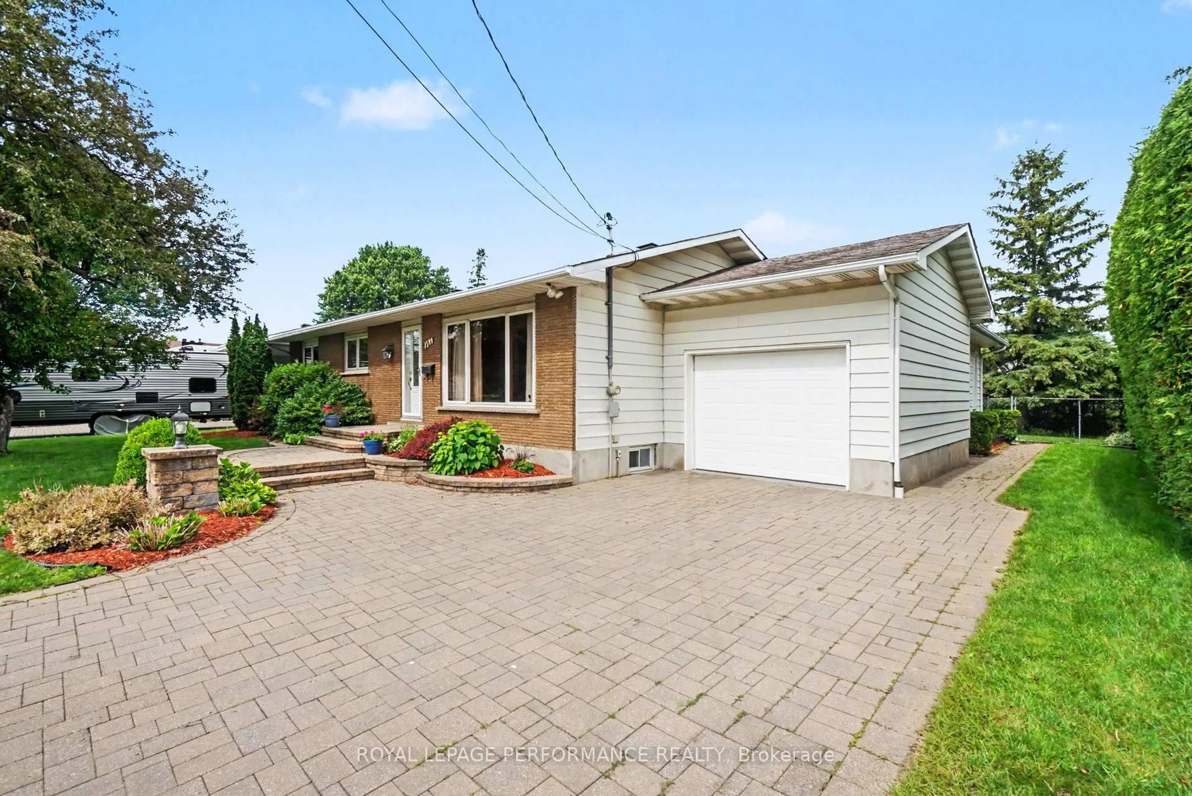 Home with brick exterior material, street for 1599 Maxime St, Ottawa Ontario K1B 3K9
