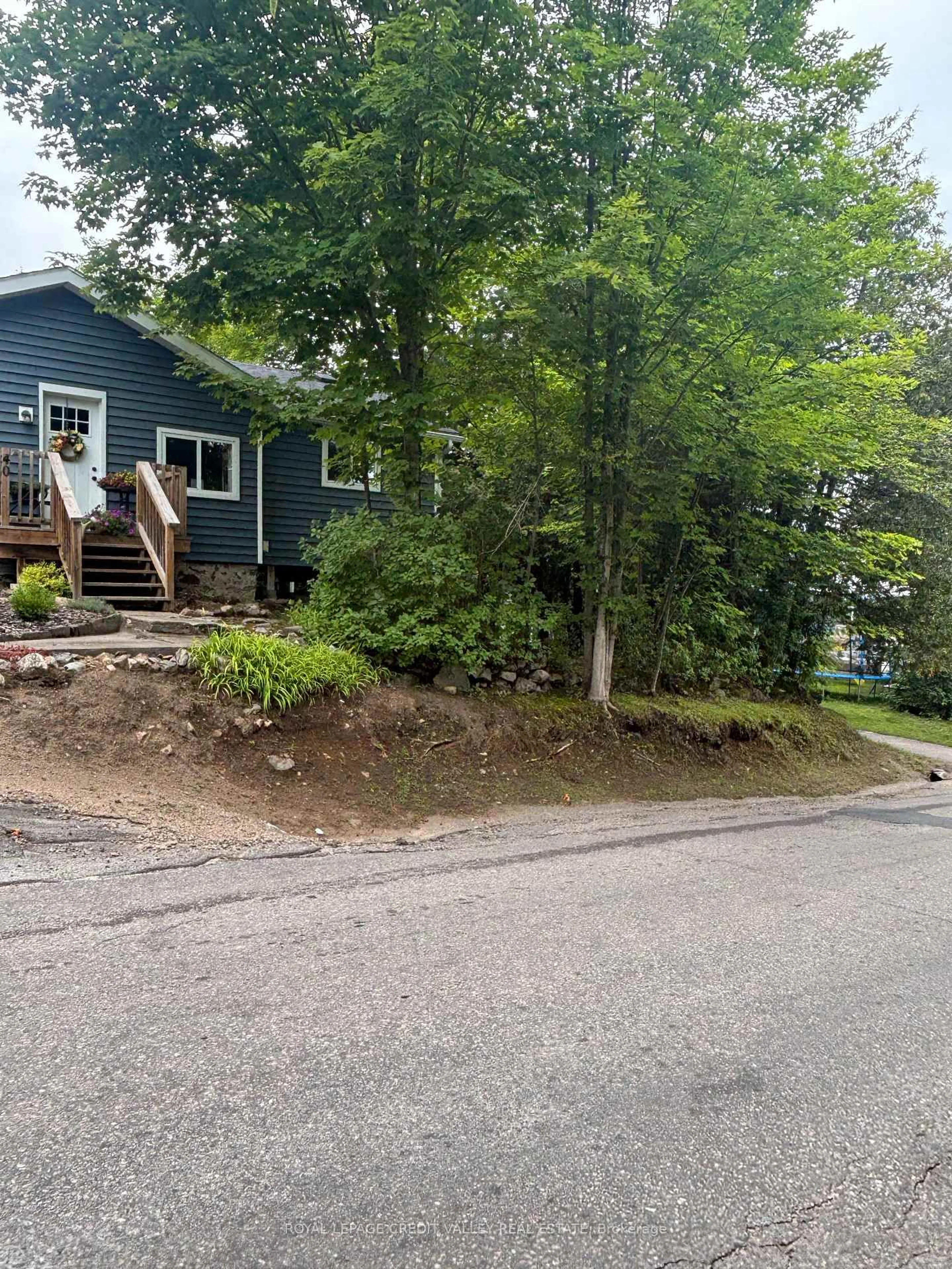 A pic from outside/outdoor area/front of a property/back of a property/a pic from drone, street for 39 Cleak Ave, Bancroft Ontario K0L 1C0