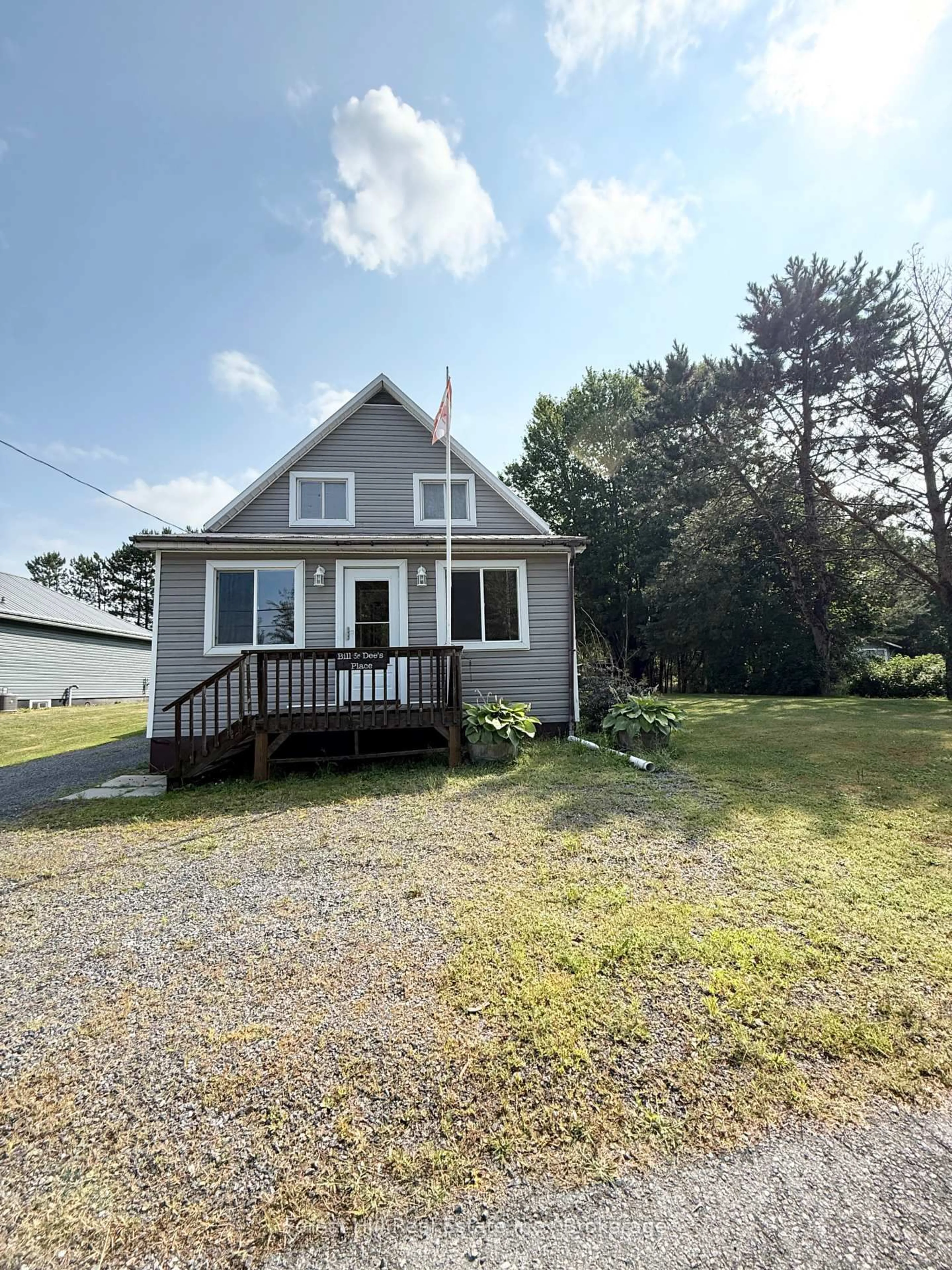 A pic from outside/outdoor area/front of a property/back of a property/a pic from drone, unknown for 11942 Hwy 522 Highway, Parry Sound Remote Area Ontario P0H 1S0