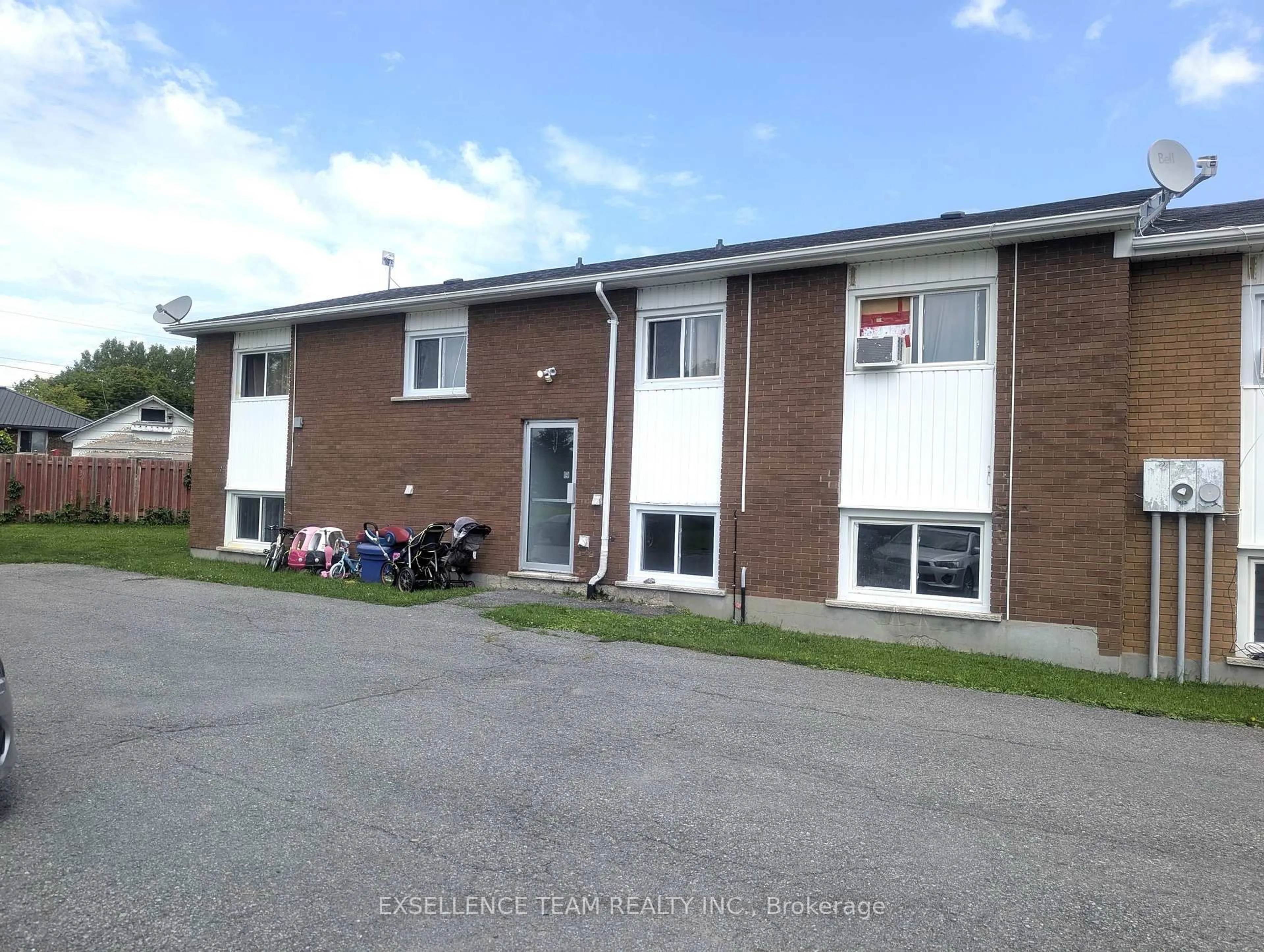 Unknown for 1452 St Michel Ave, Cornwall Ontario K6H 3M8
