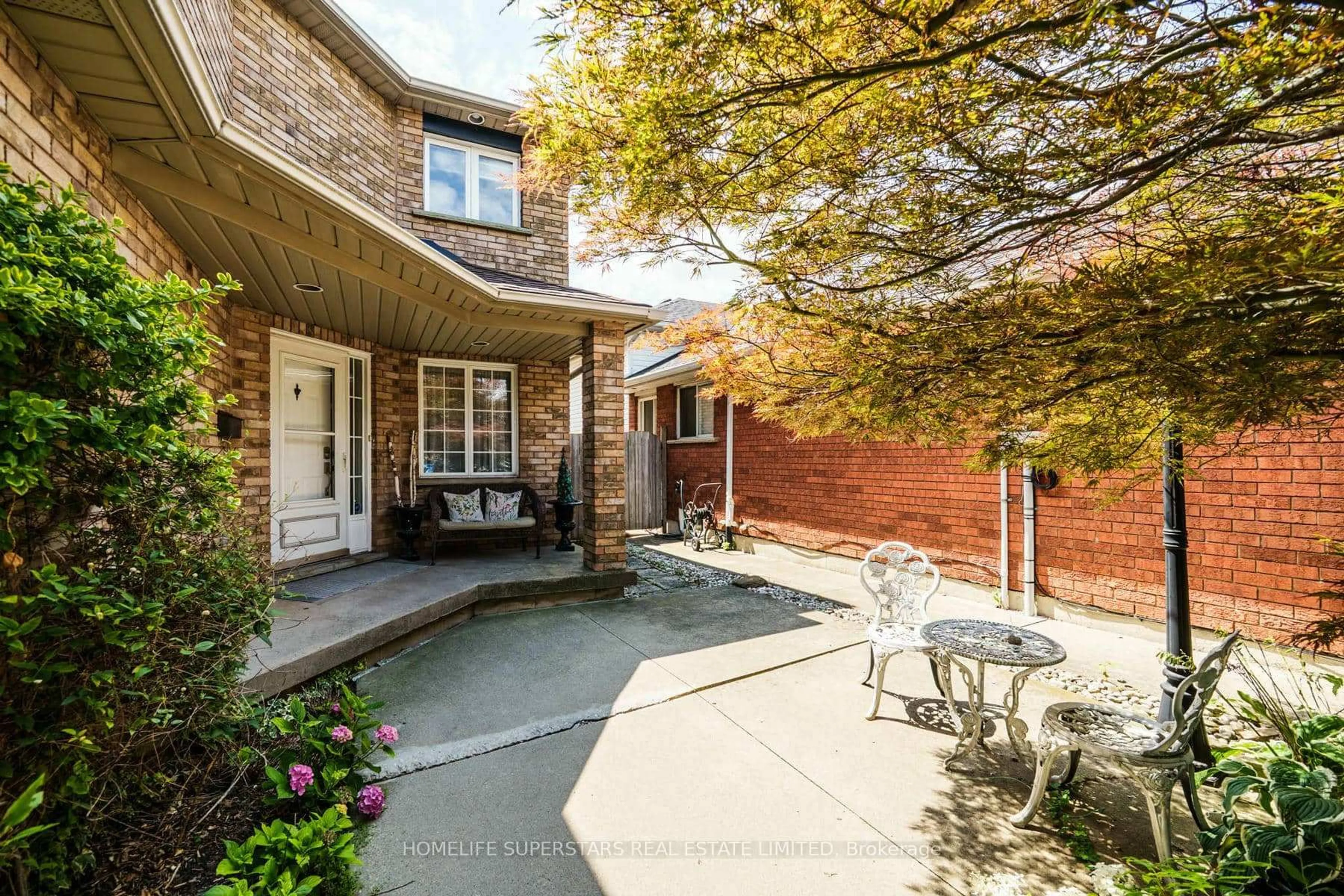 Unknown for 61 Lawnhurst Dr, Hamilton Ontario L8V 4N9