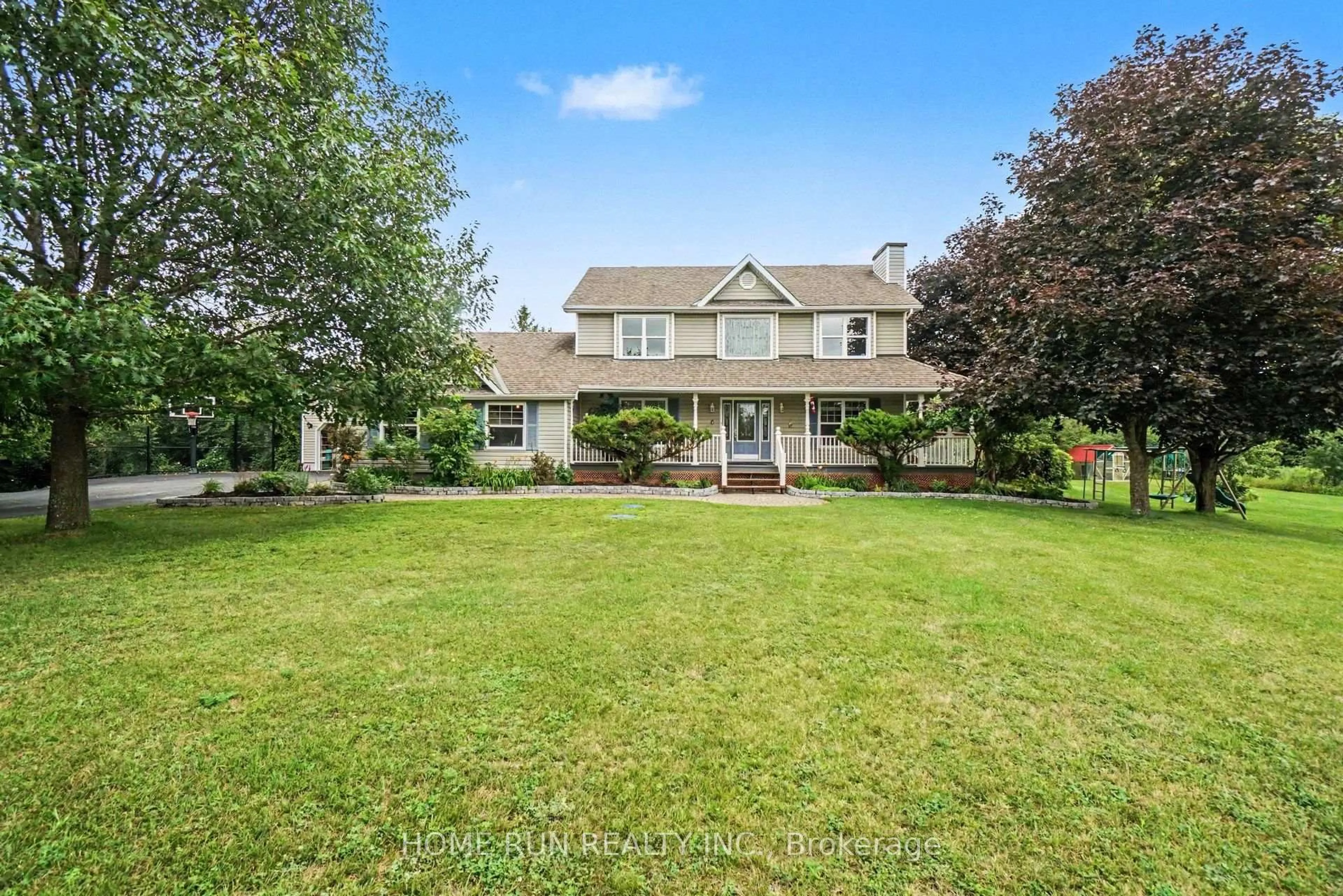 A pic from outside/outdoor area/front of a property/back of a property/a pic from drone, unknown for 112 KERSCOTT HEIGHTS Way, Ottawa Ontario K0A 1T0