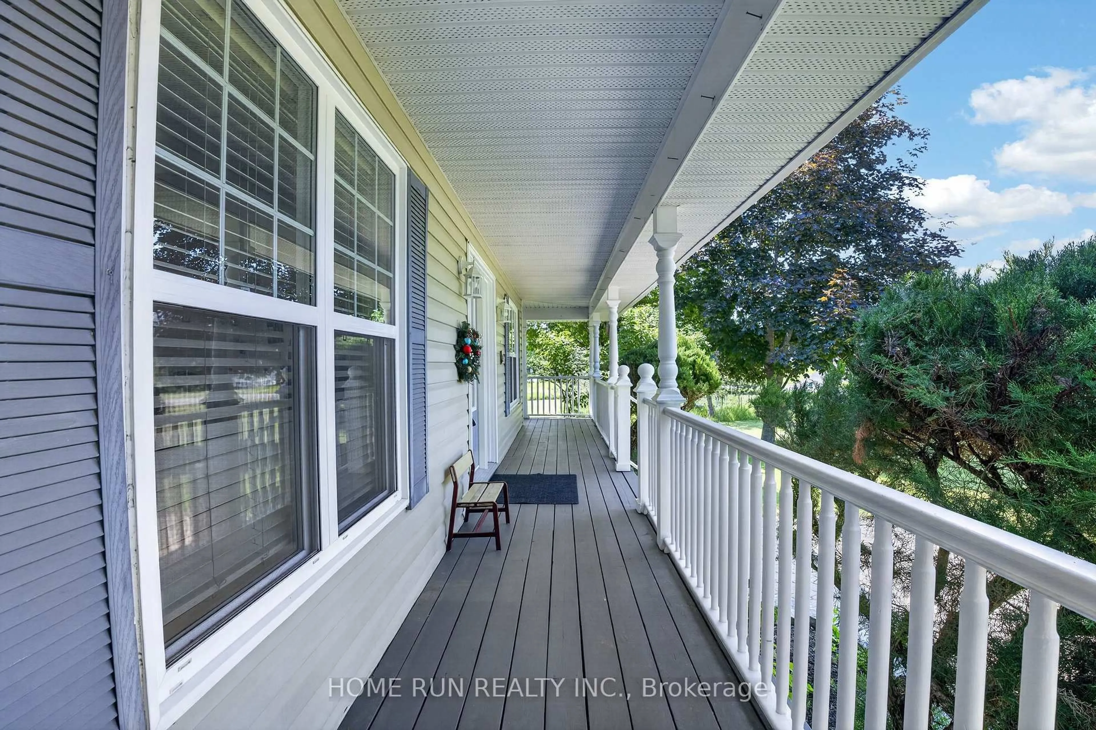 Patio, street for 112 KERSCOTT HEIGHTS Way, Ottawa Ontario K0A 1T0
