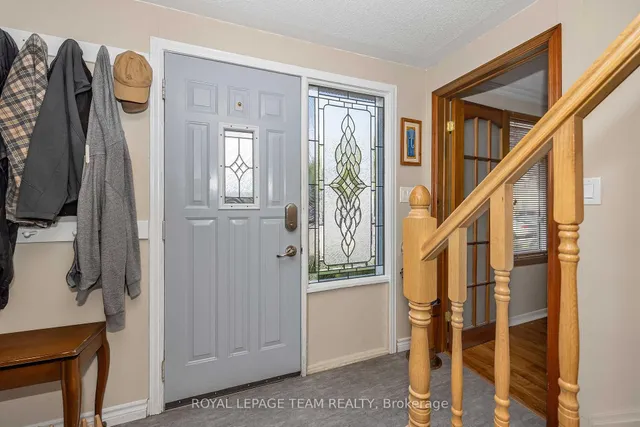 1516 Beaverpond Dr #F, Ottawa 5