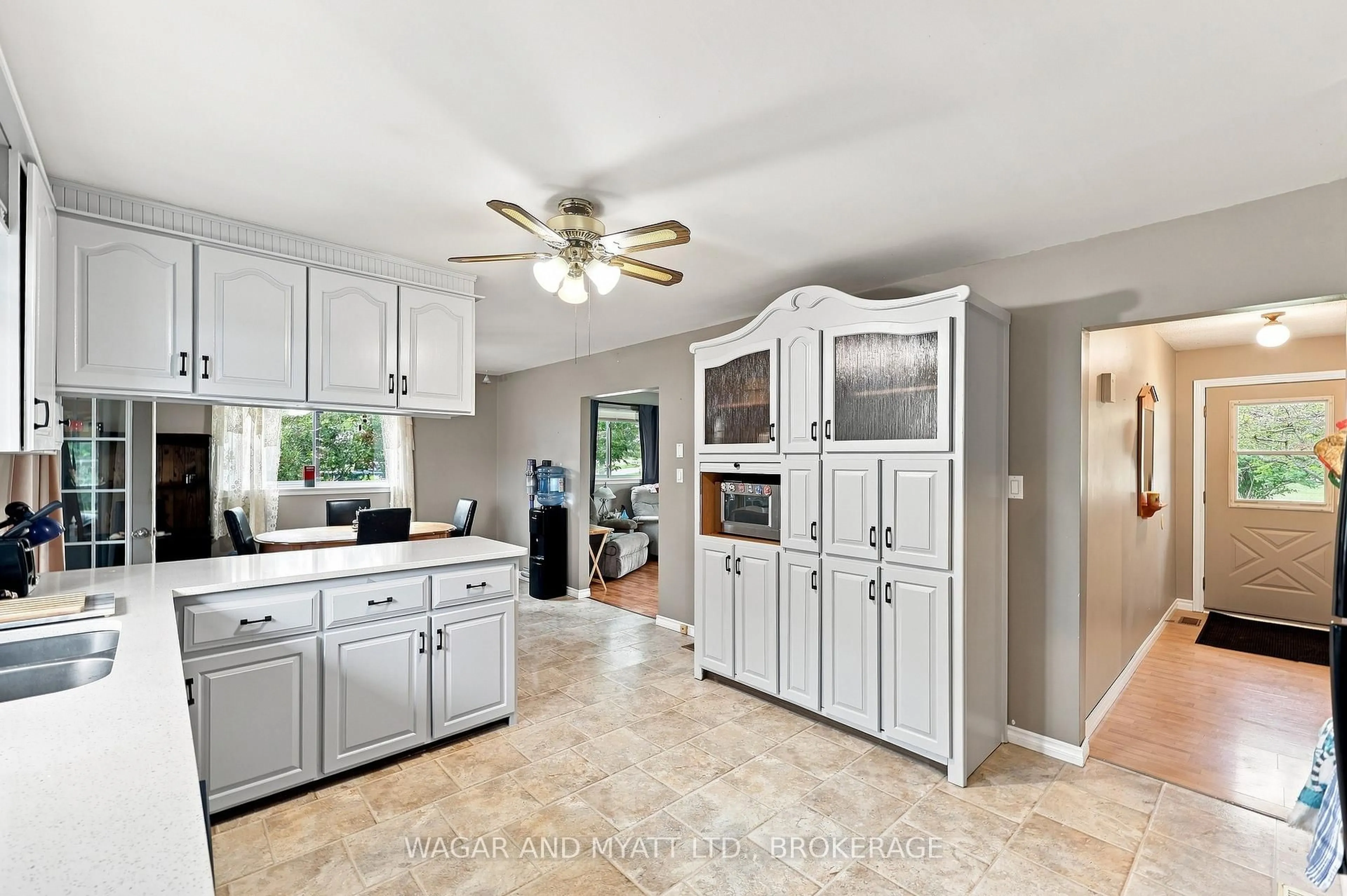 Open concept kitchen, ceramic/tile floor for 7414 2 Highway, Shannonville Ontario K0K 2N0