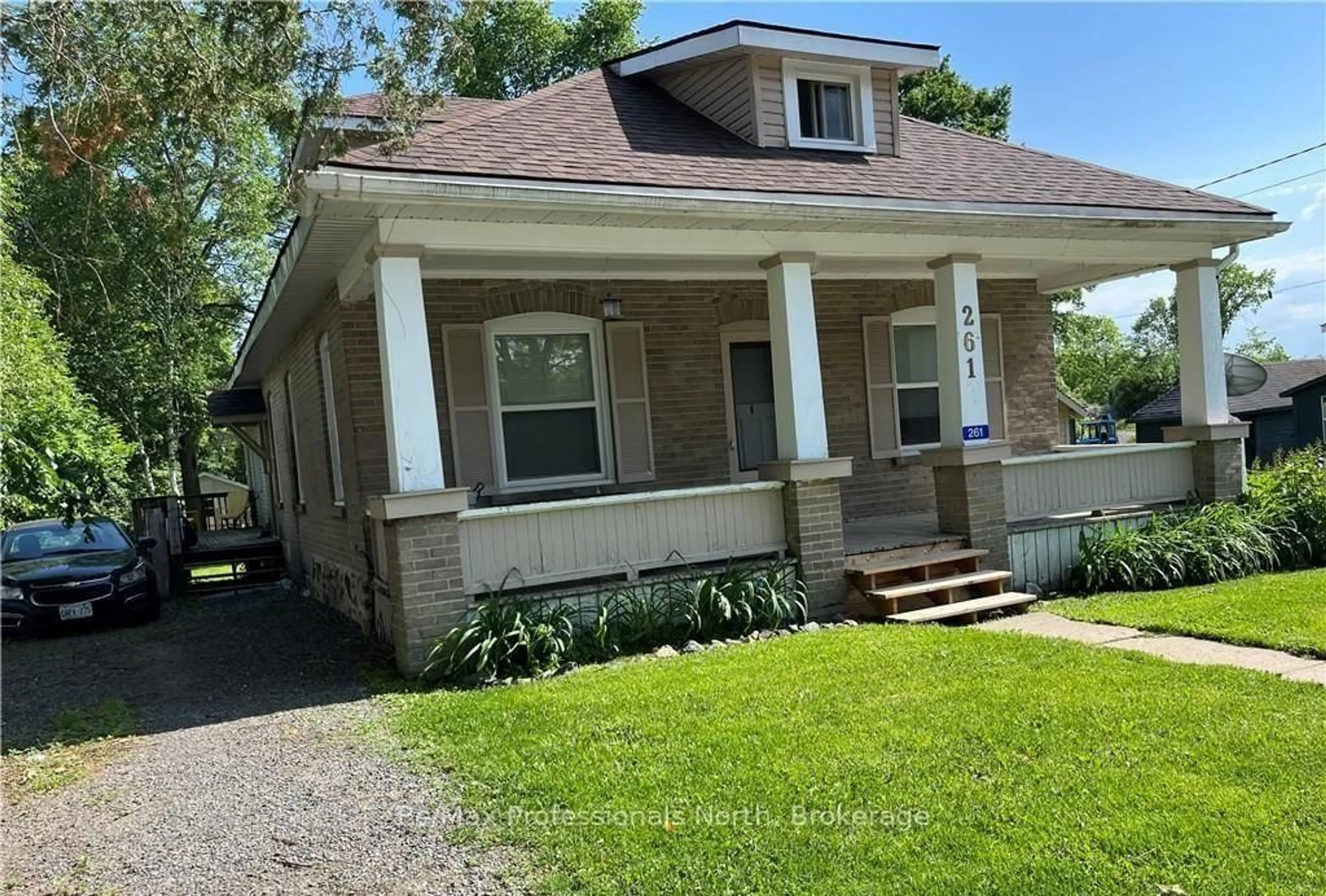 Unknown for 261 HOTCHKISS St, Gravenhurst Ontario P1P 1H7